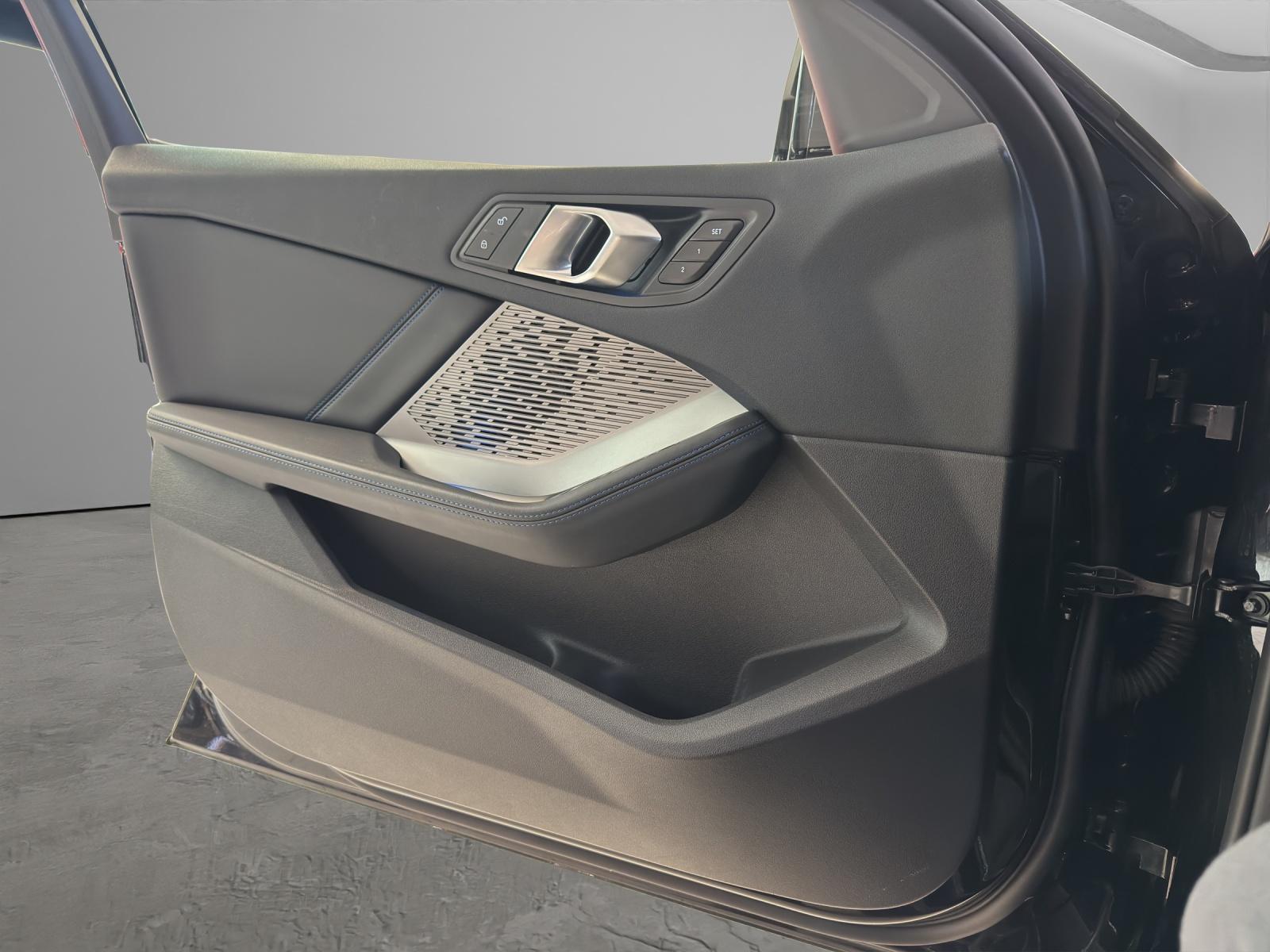 BMW F70 123 xDrive M-SportPaket-image-8