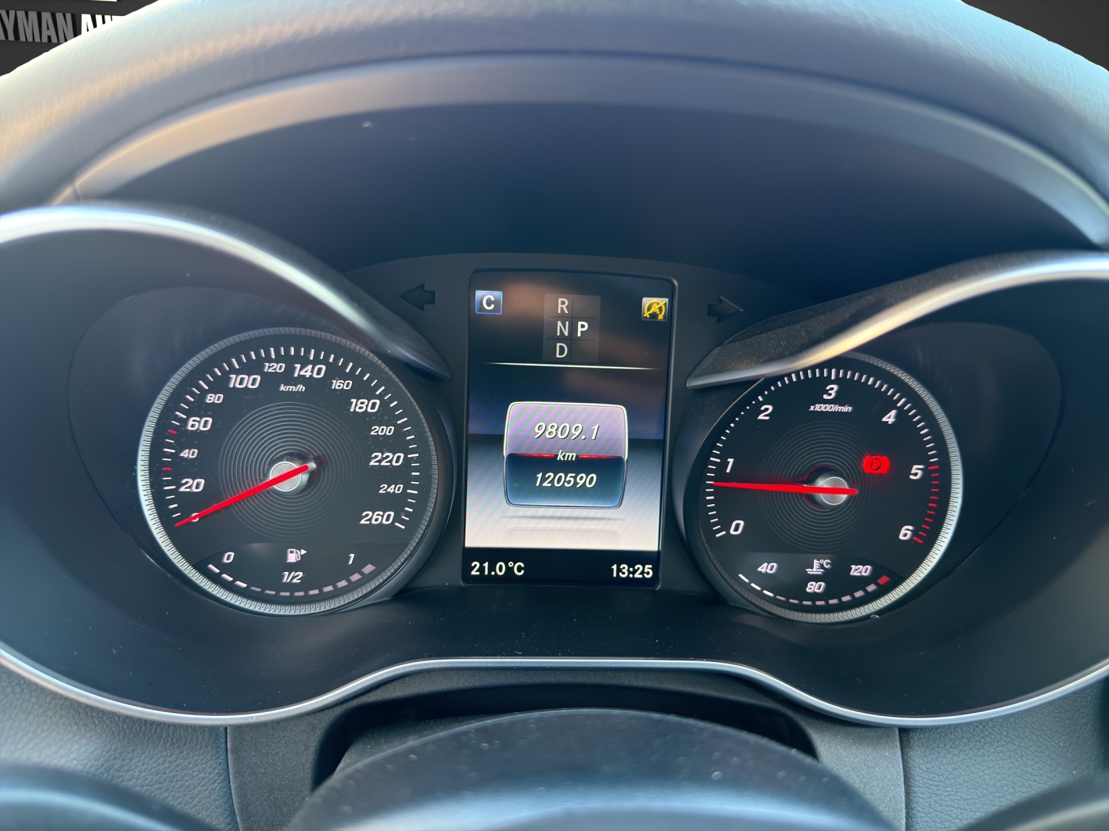 MERCEDES-BENZ C 250 d Swiss Star Avantgarde 4Matic 9G-Tronic-image-10