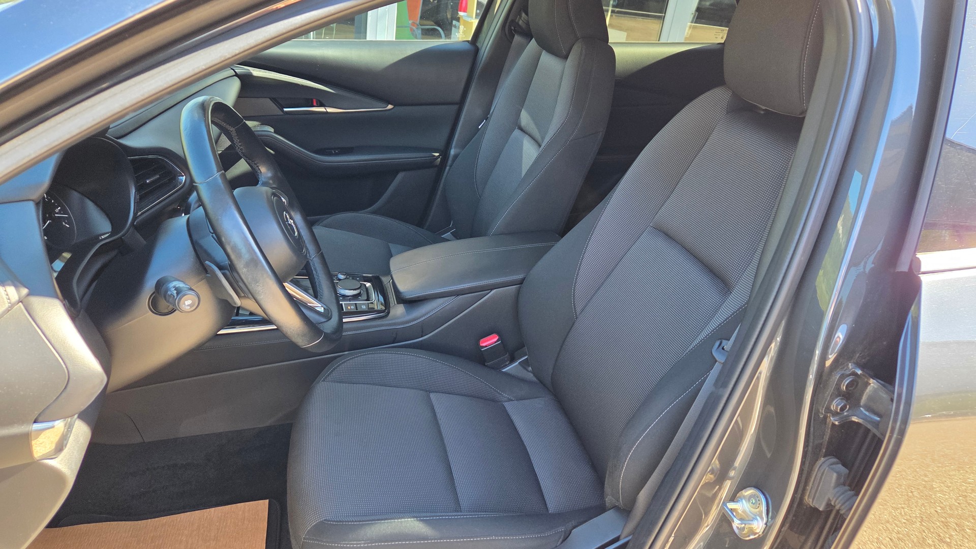 MAZDA CX-30 SKYACTIV-X 186 M Hybrid AWD Revolution Automat-image-11