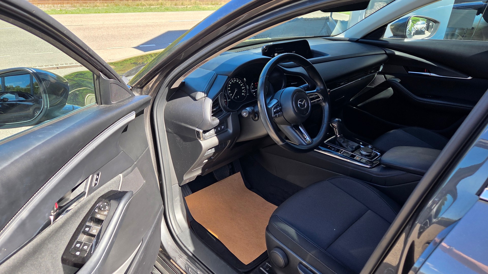 MAZDA CX-30 SKYACTIV-X 186 M Hybrid AWD Revolution Automat-image-10