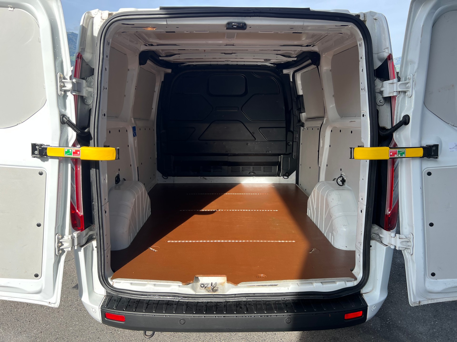 FORD Transit Custom Van 340 L1H1 Limited PHEV *** Automatik * Navigation * Klima * Tempomat * frisch ab MFK * 12/24 Garantie **-image-12