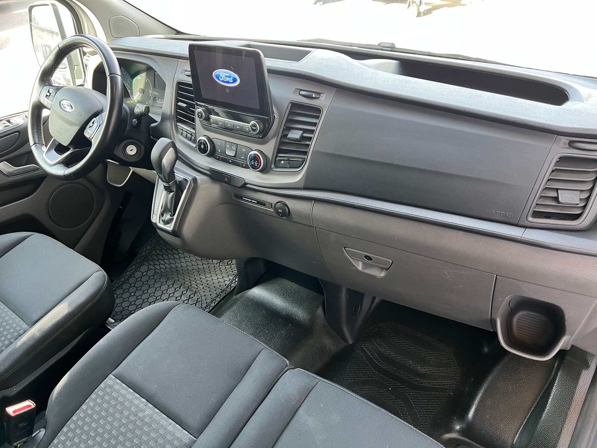 FORD Transit Custom Van 340 L1H1 Limited PHEV *** Automatik * Navigation * Klima * Tempomat * frisch ab MFK * 12/24 Garantie **-image-14