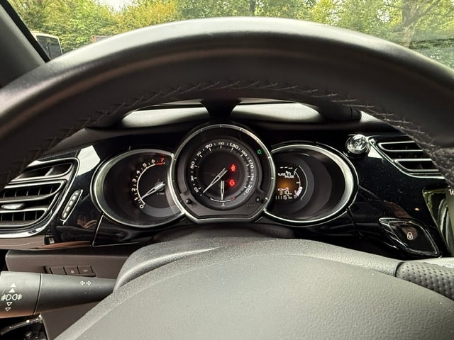 DS AUTOMOBILES 1.6 THP Sport Chic Plus-image-5