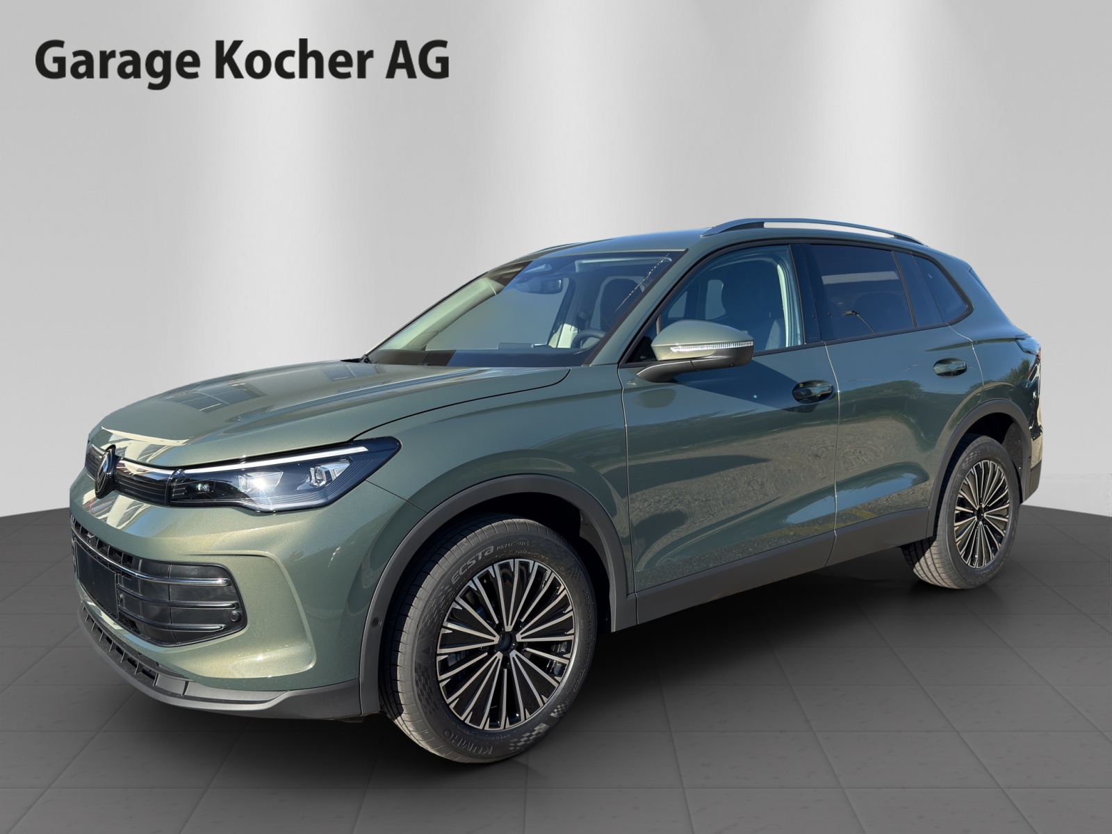 VW Tiguan 2.0 TSI DSG United 4Motion-image-0