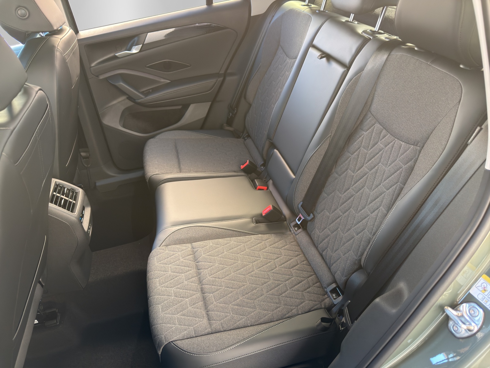 VW Tiguan 2.0 TSI DSG United 4Motion-image-10