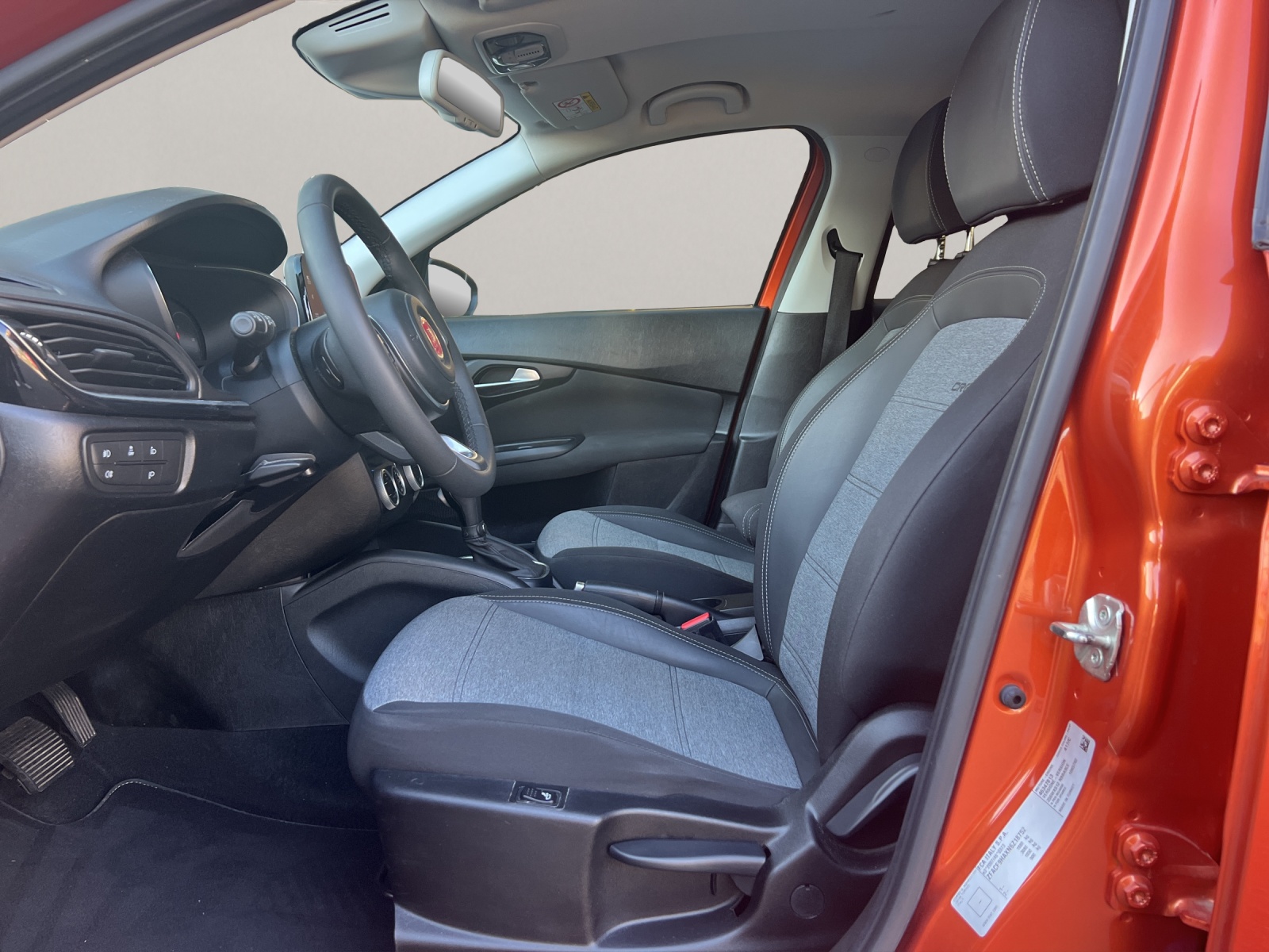 FIAT Tipo SW 1.5 Hybrid Swiss Cross-image-7