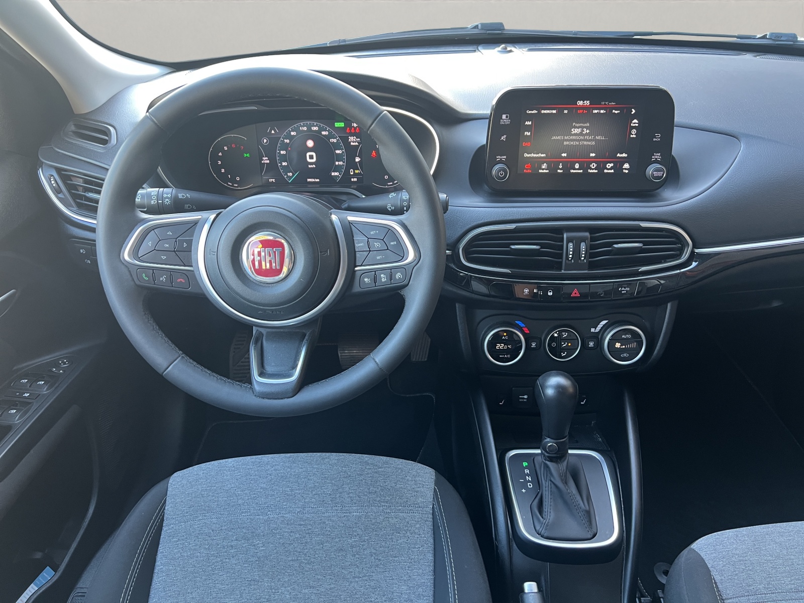 FIAT Tipo SW 1.5 Hybrid Swiss Cross-image-8