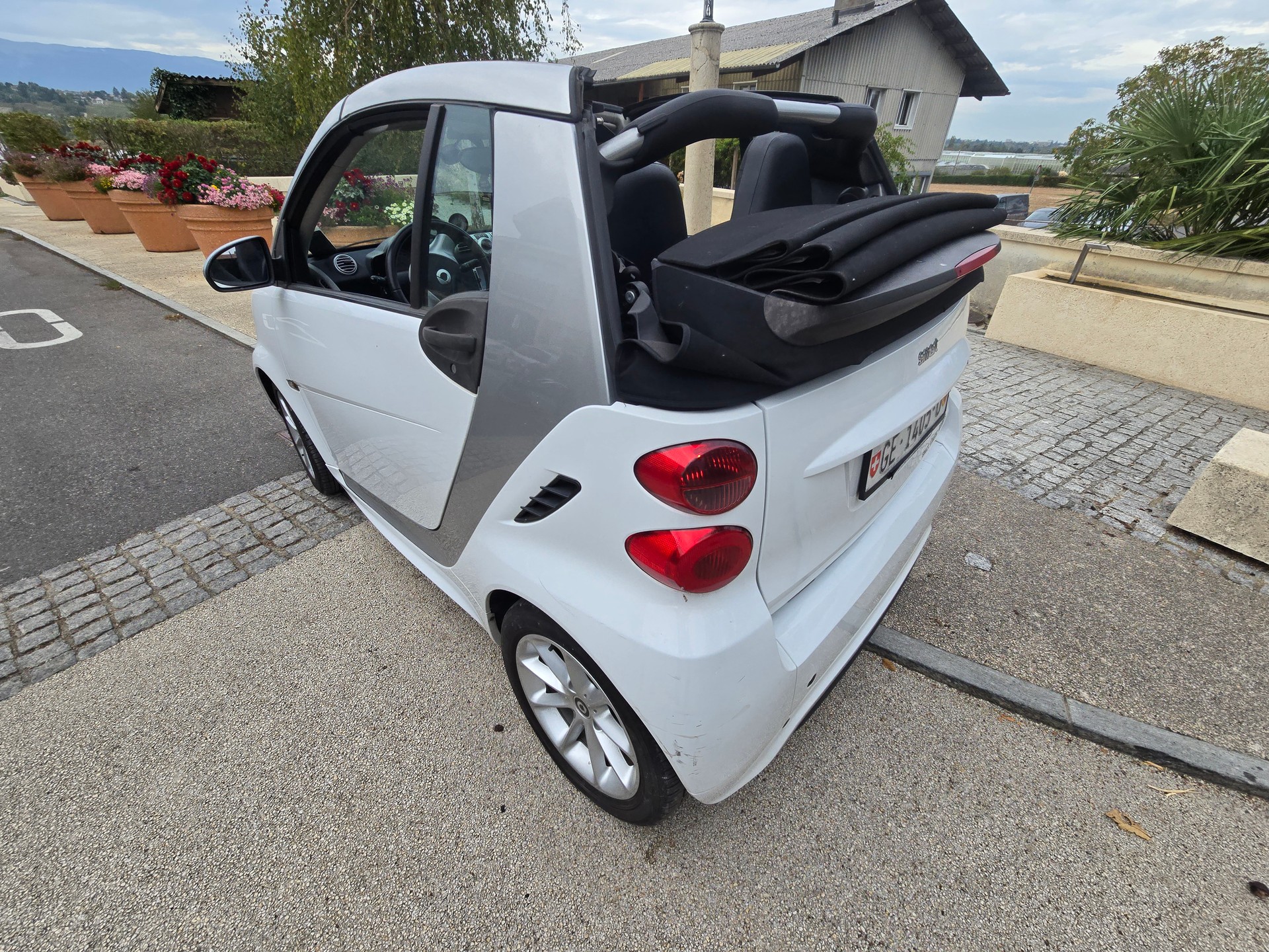 SMART Cabriolet-image-7
