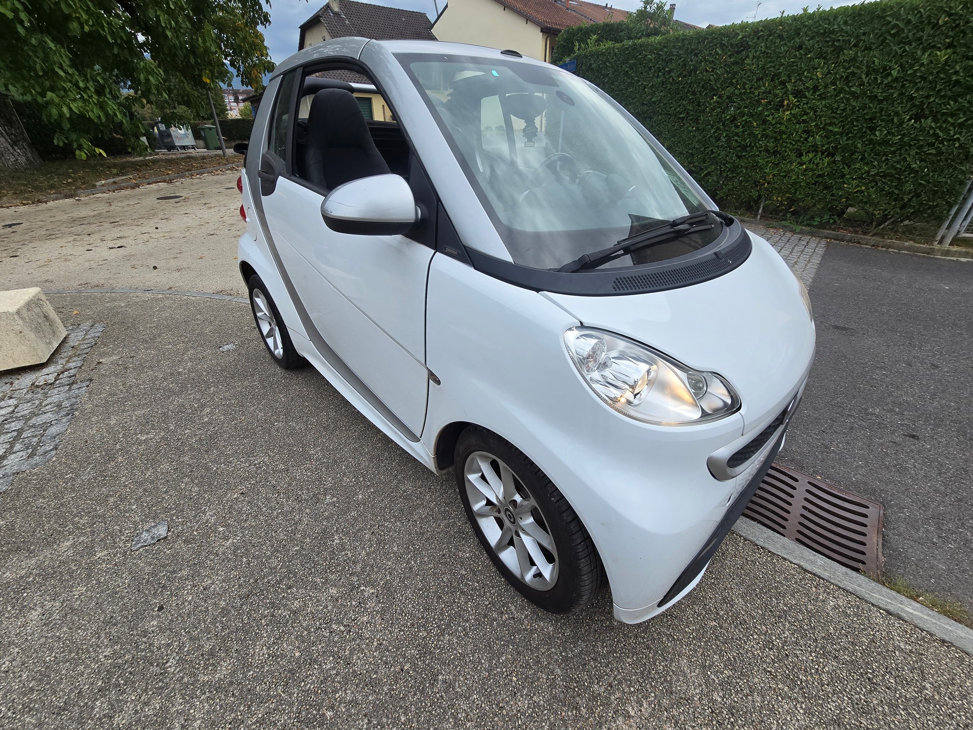 SMART Cabriolet-image-1
