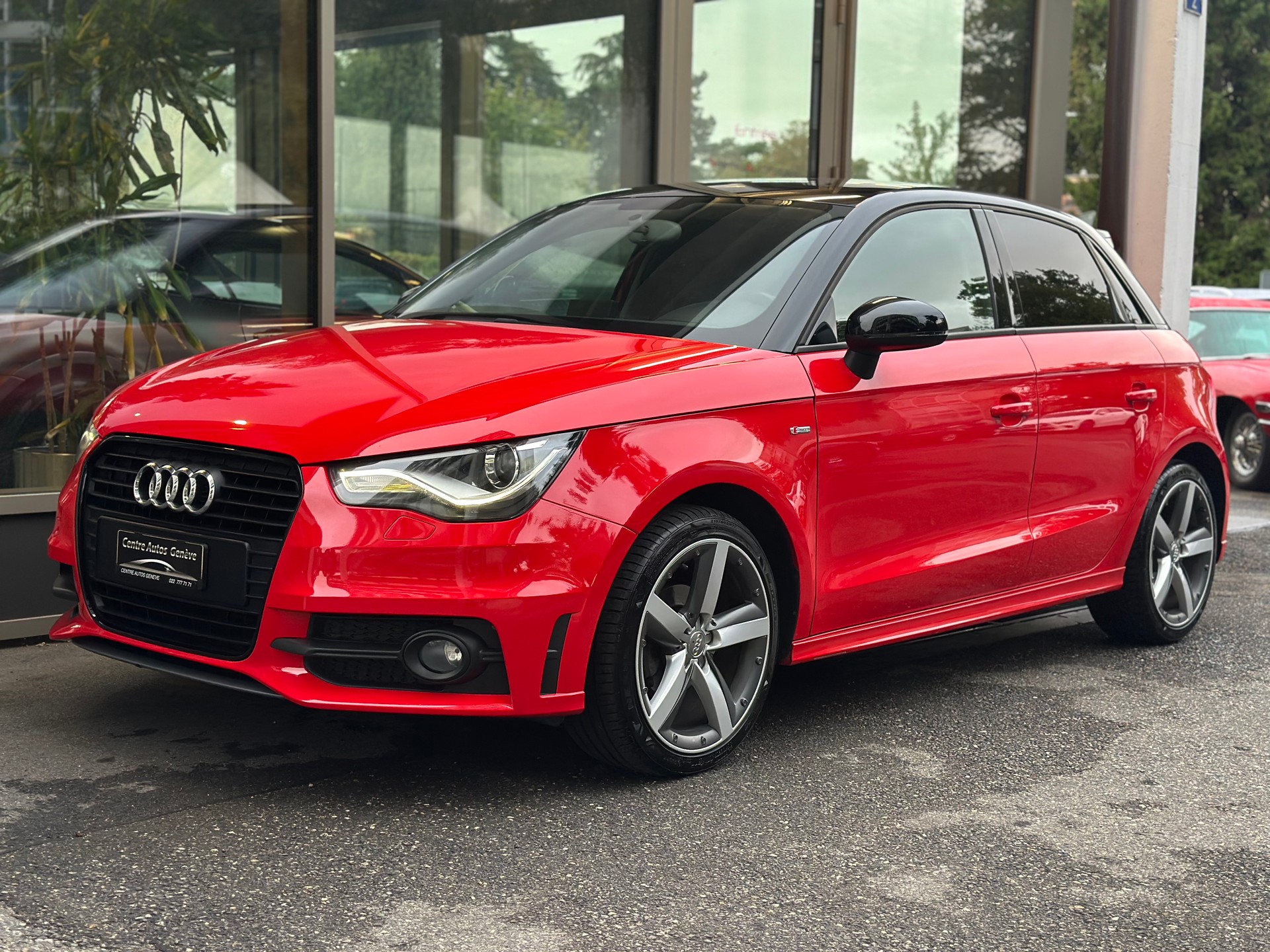 AUDI A1 Sportback 1.2 TFSI Ambition-image-2