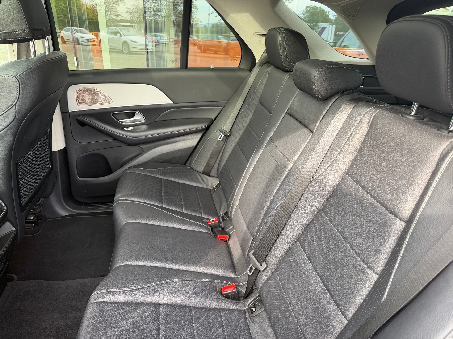 MERCEDES-BENZ GLE 350 de 4Matic 9G-Tronic -- FULL OPTION -- Anhängerkupplung-image-11