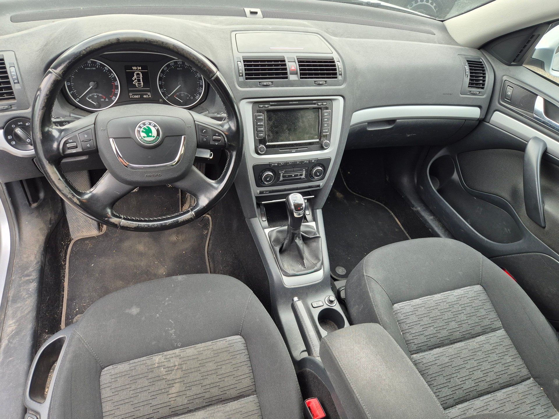 SKODA Octavia Combi 1.6 TDI Ambition 4x4-image-4