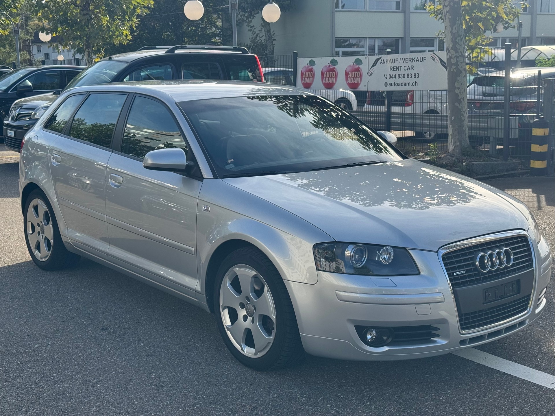 AUDI A3 Sportback 2.0 Turbo FSI Ambition quattro-image-1