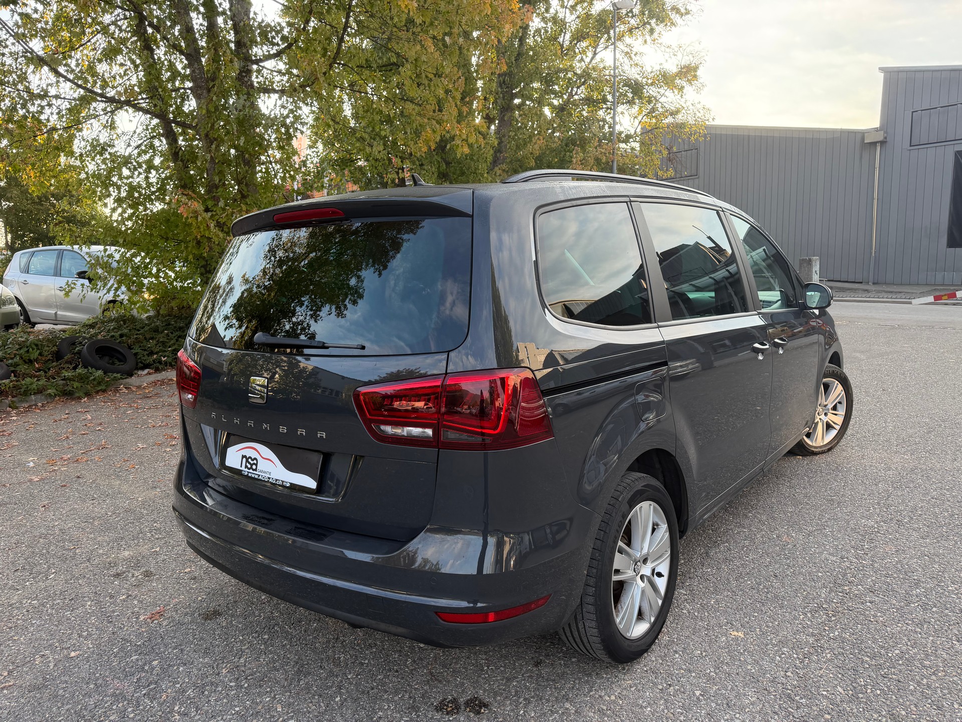 SEAT Alhambra 2.0 TDI Style DSG * 07x Sitze * Klima-auto * Tempomat * PDC V&H-RF-Kamera * Frisch Ab MFK-image-4