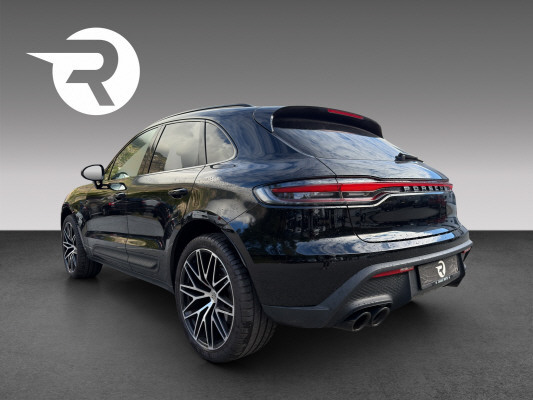 PORSCHE Macan S PDK-image-3