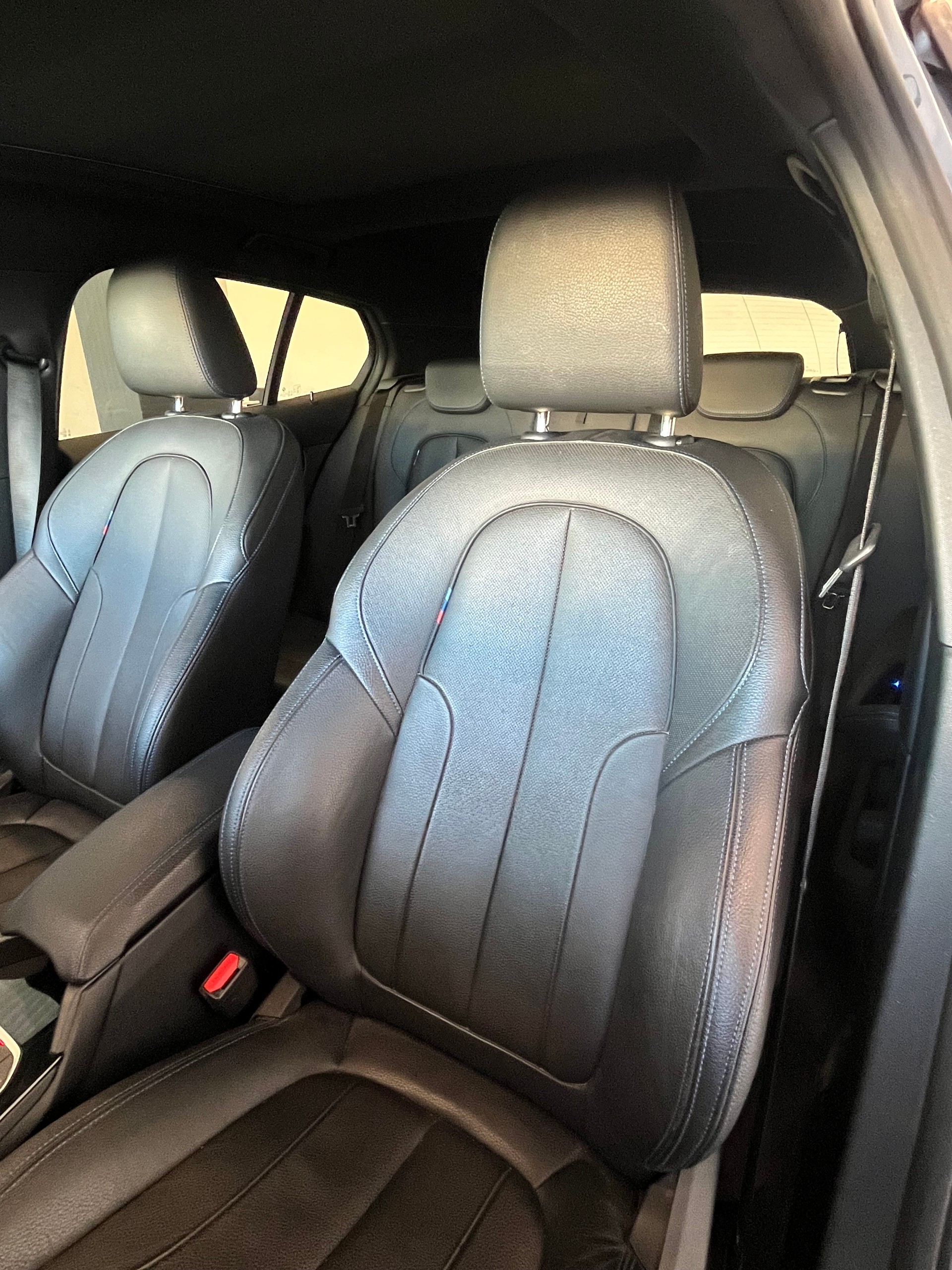 BMW M135i xDrive Steptronic-image-11