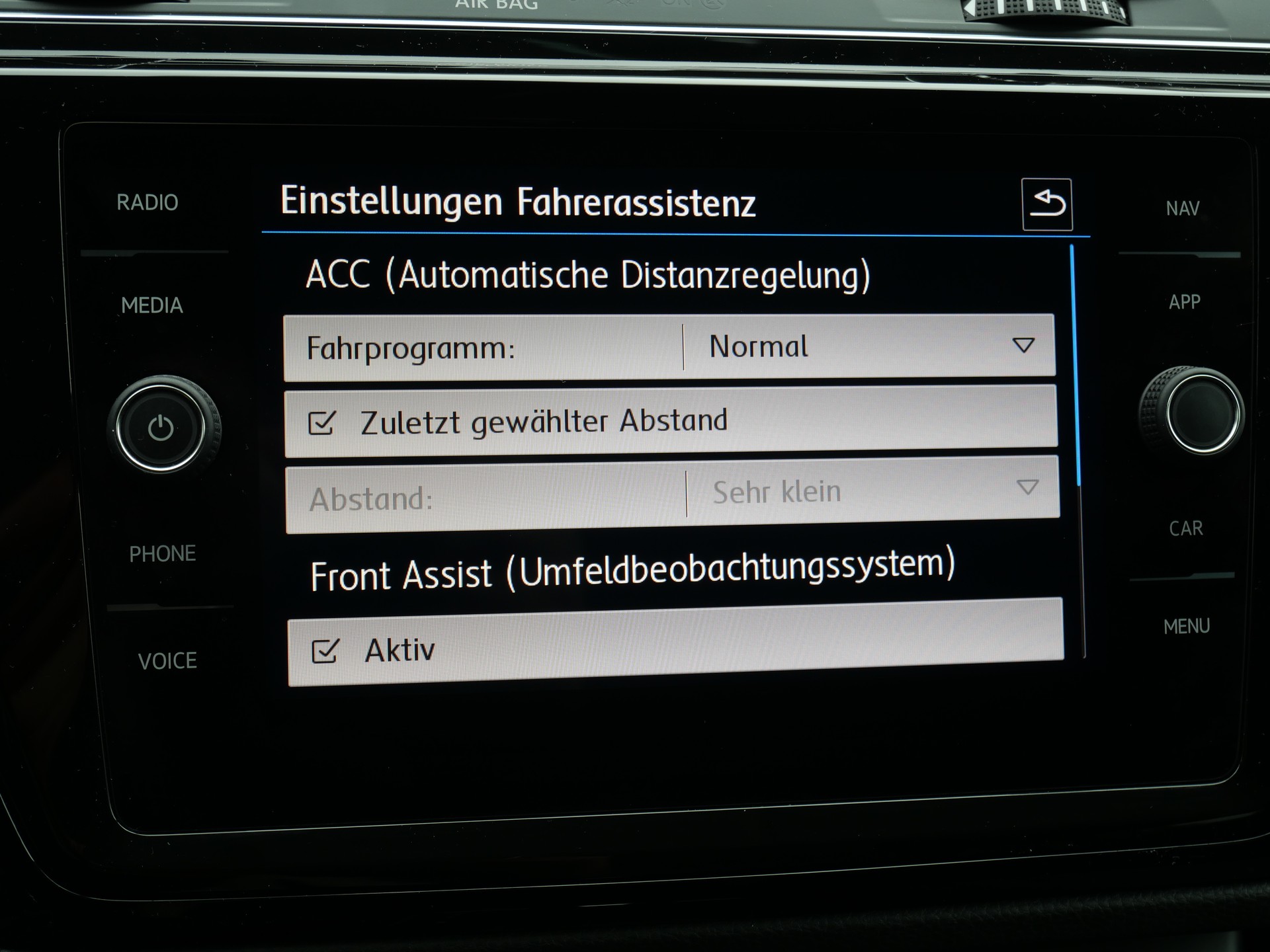 VW Touran 2.0 TDI BlueMotion Technology Comfortline DSG *7-Plätzer*-image-18