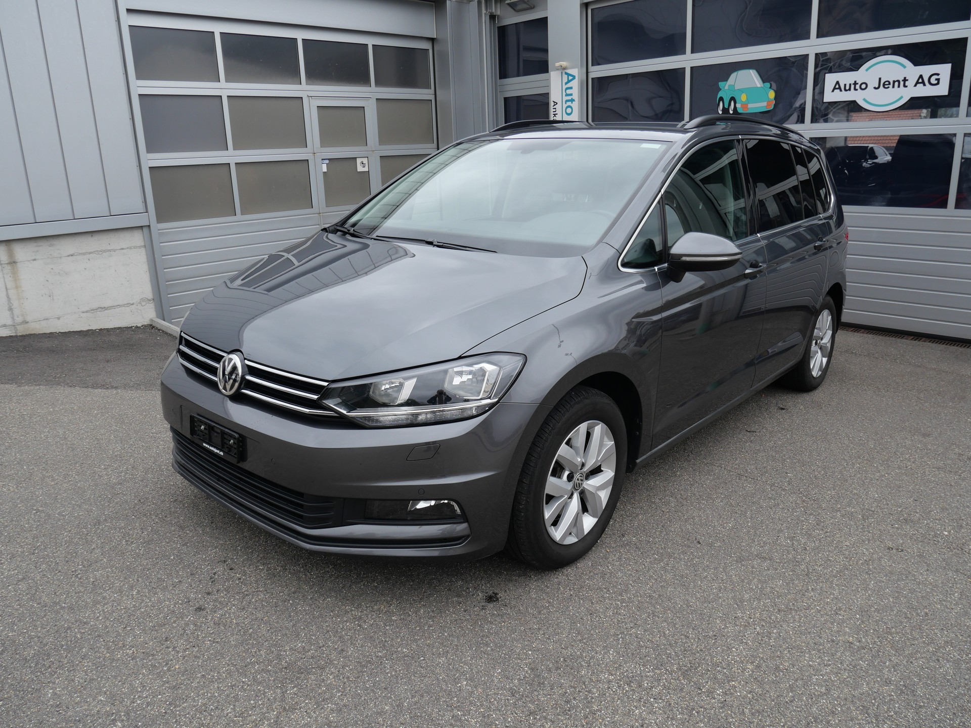 VW Touran 2.0 TDI BlueMotion Technology Comfortline DSG *7-Plätzer*-image-0