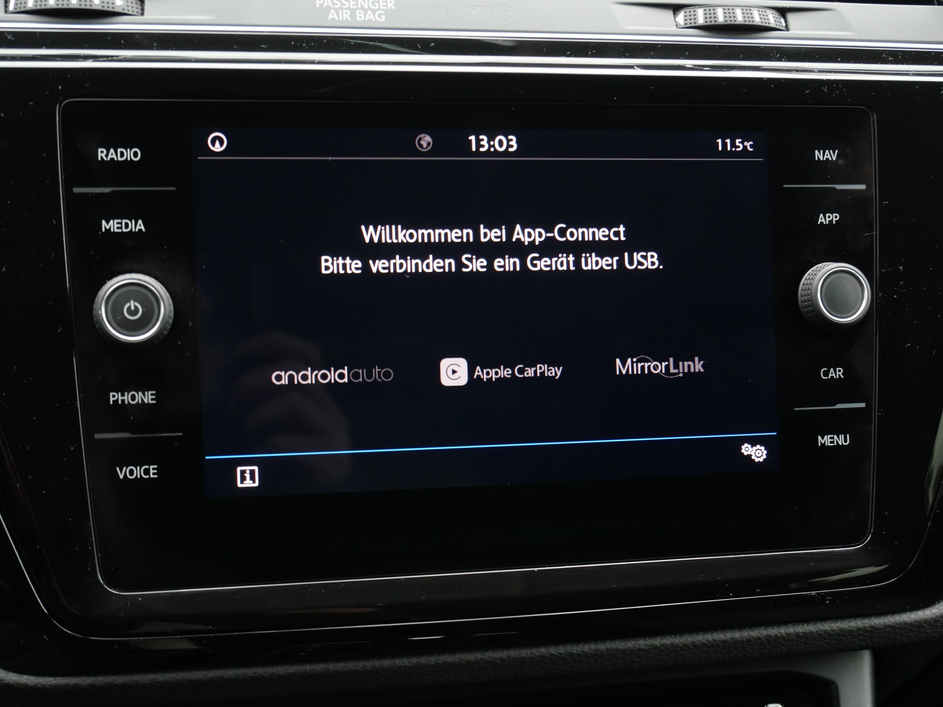 VW Touran 2.0 TDI BlueMotion Technology Comfortline DSG *7-Plätzer*-image-16