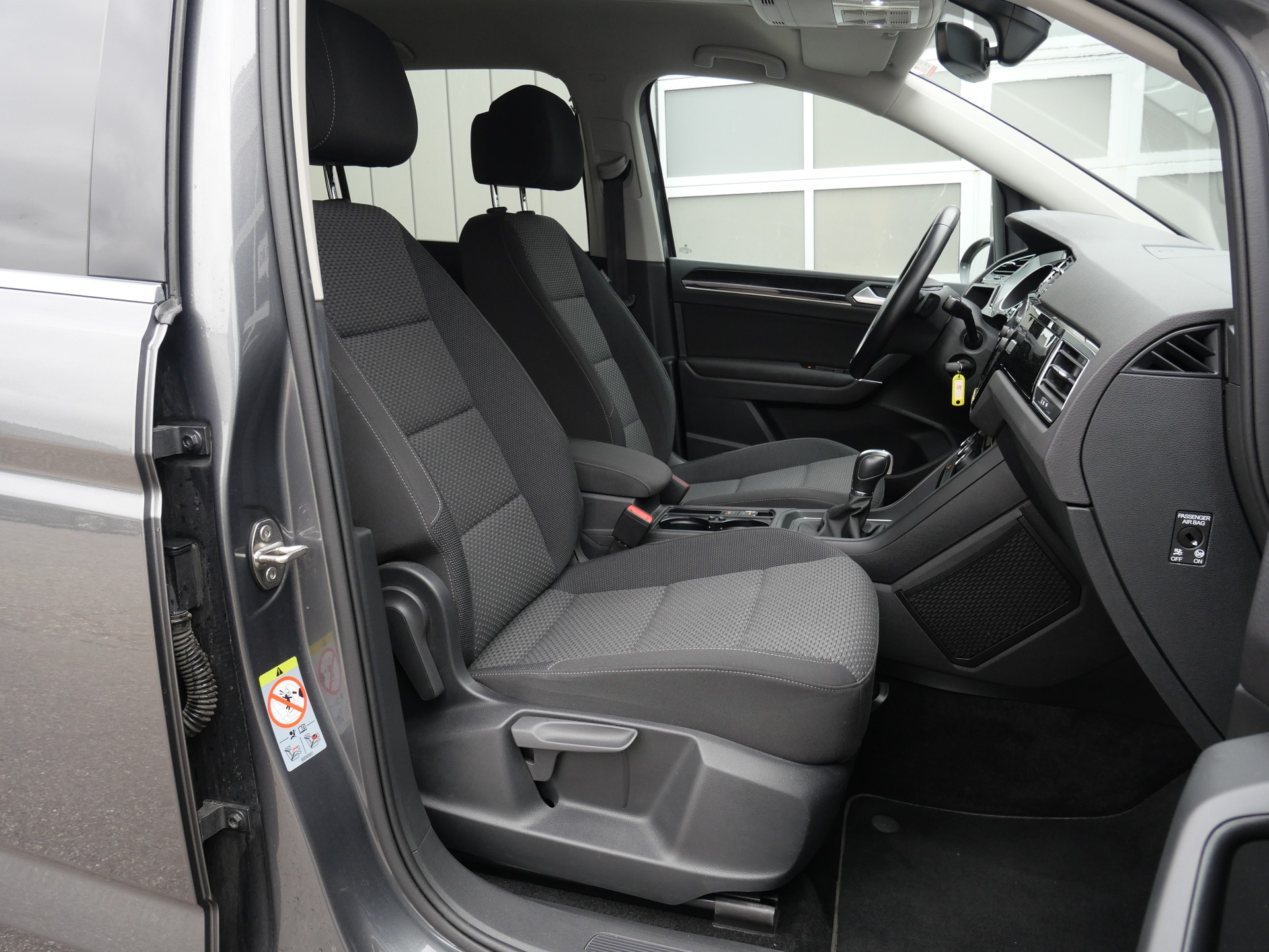 VW Touran 2.0 TDI BlueMotion Technology Comfortline DSG *7-Plätzer*-image-10