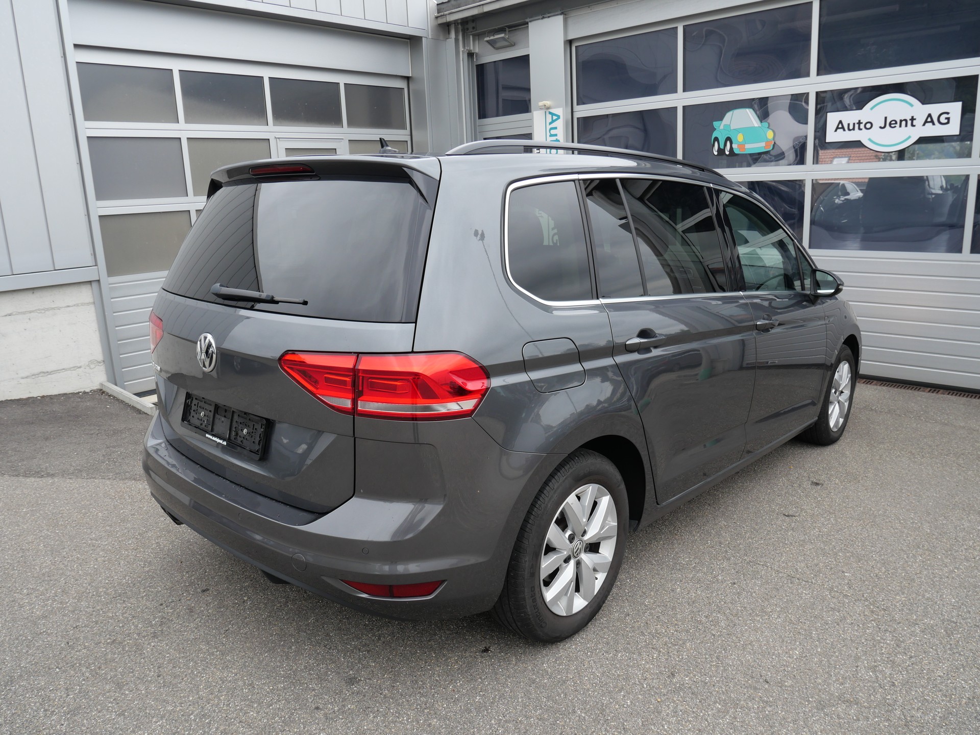 VW Touran 2.0 TDI BlueMotion Technology Comfortline DSG *7-Plätzer*-image-3
