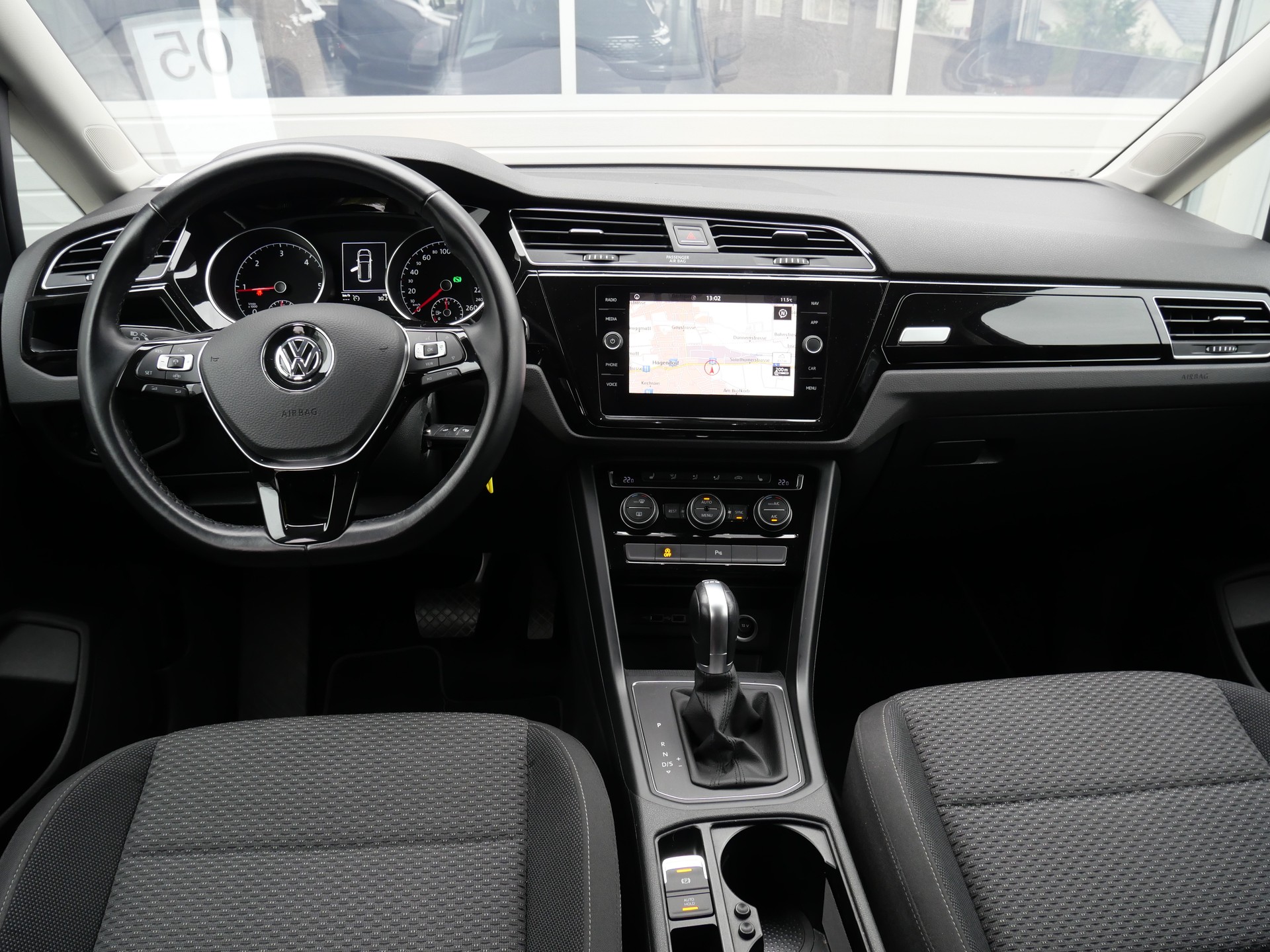 VW Touran 2.0 TDI BlueMotion Technology Comfortline DSG *7-Plätzer*-image-12