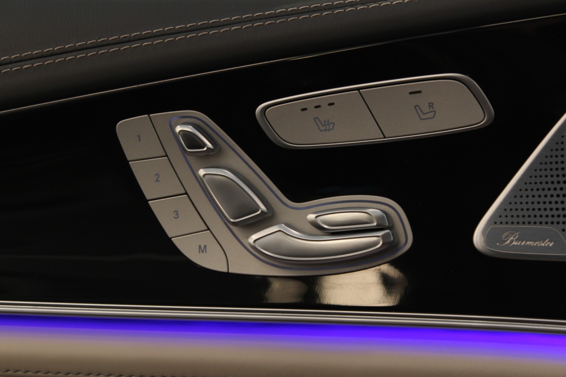 MERCEDES-BENZ AMG GT 4 63 S 4Matic+ Speedshift MCT-image-26