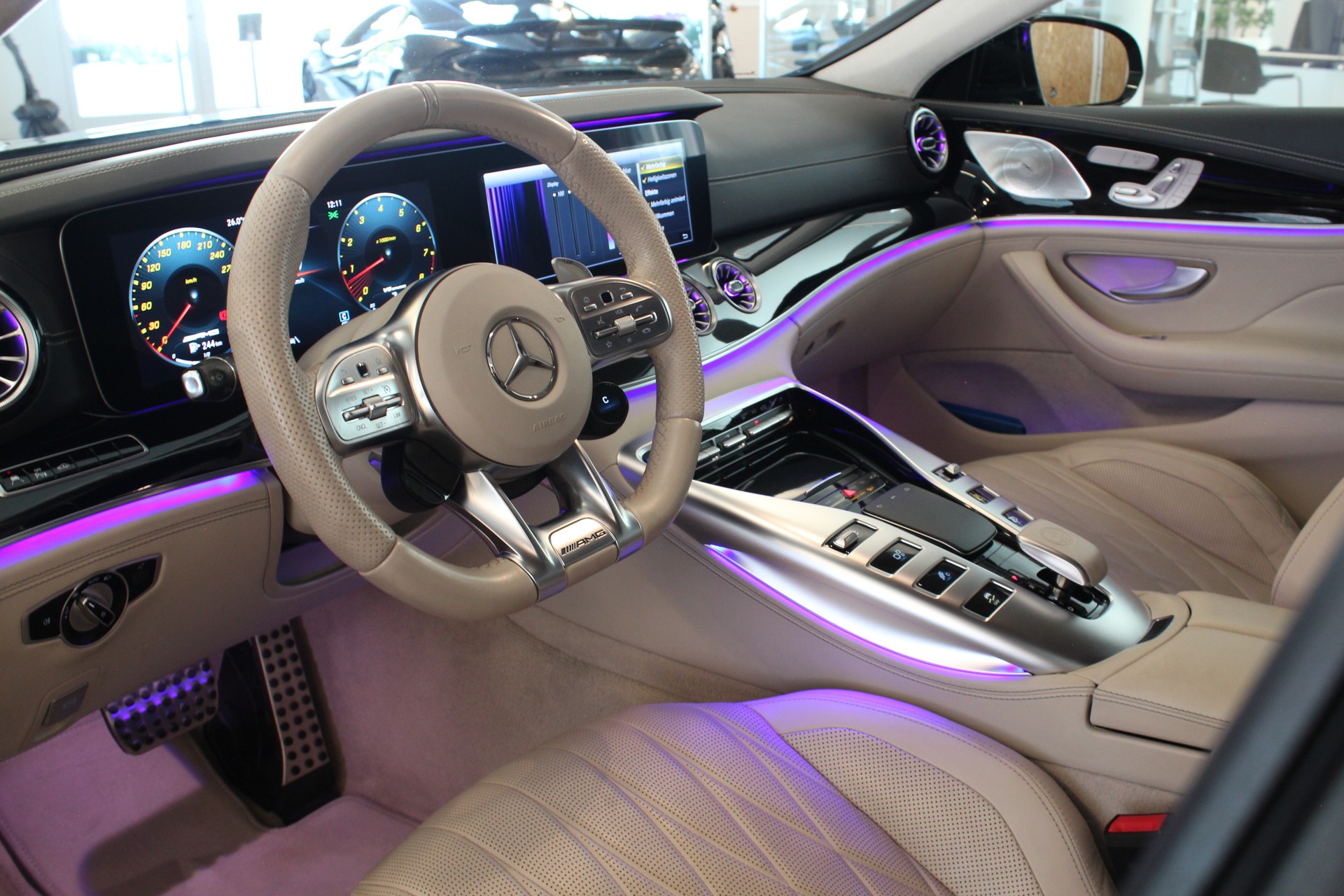MERCEDES-BENZ AMG GT 4 63 S 4Matic+ Speedshift MCT-image-15