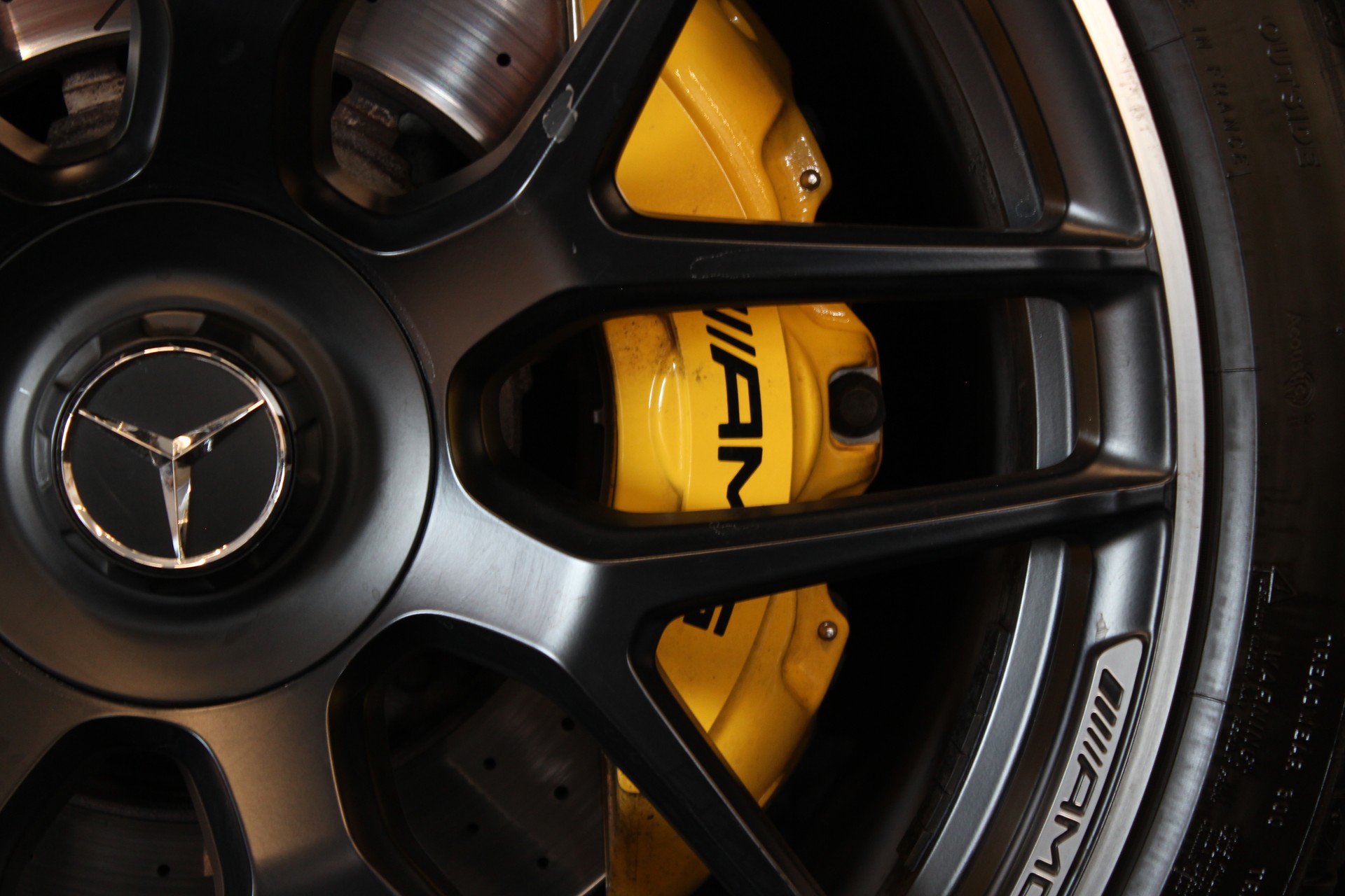 MERCEDES-BENZ AMG GT 4 63 S 4Matic+ Speedshift MCT-image-9