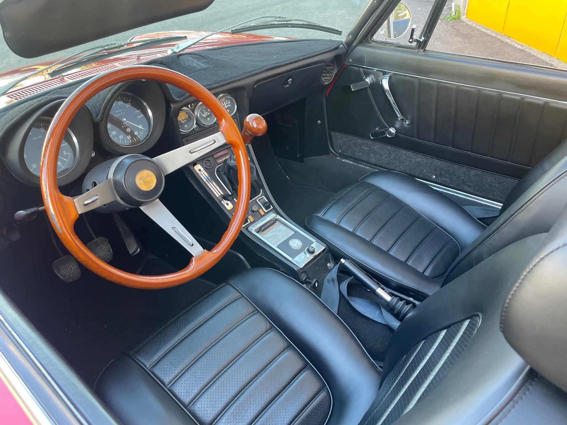 ALFA ROMEO 2.0-image-7