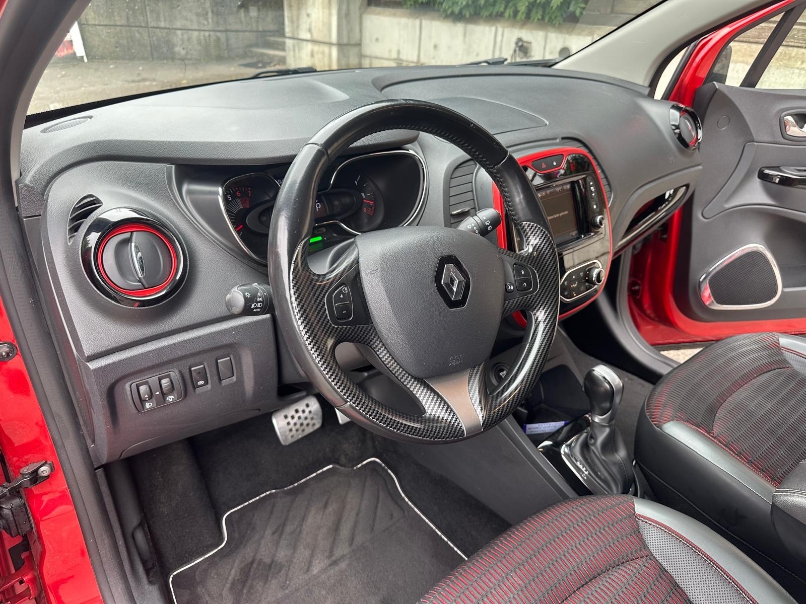 RENAULT Captur 1.2 T 16V Dynamique EDC-image-9