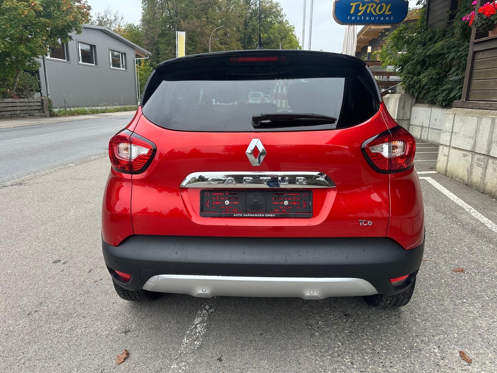 RENAULT Captur 1.2 T 16V Dynamique EDC-image-5