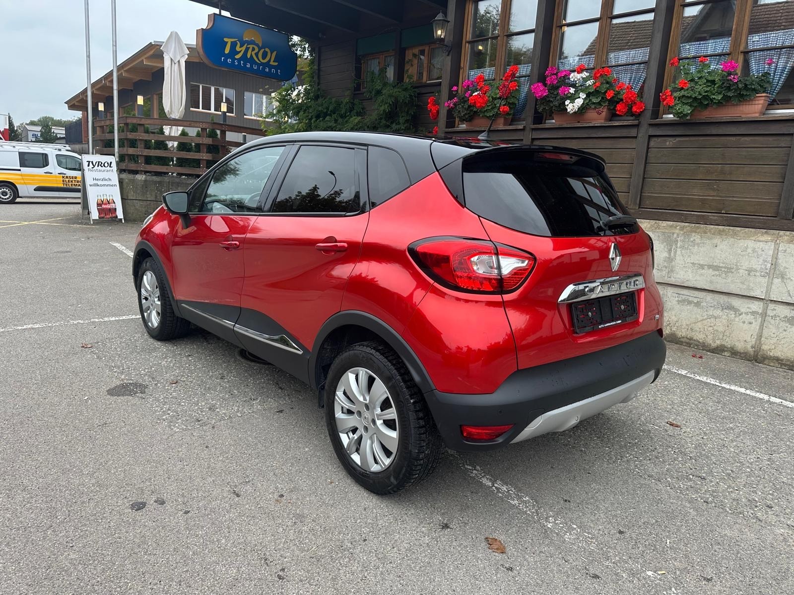 RENAULT Captur 1.2 T 16V Dynamique EDC-image-2