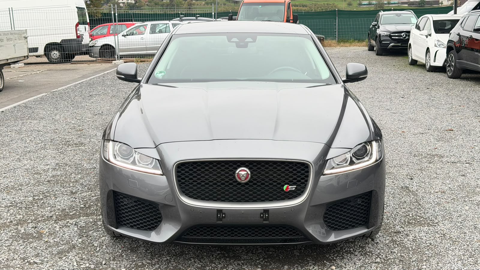 JAGUAR XF S Automatic-image-1