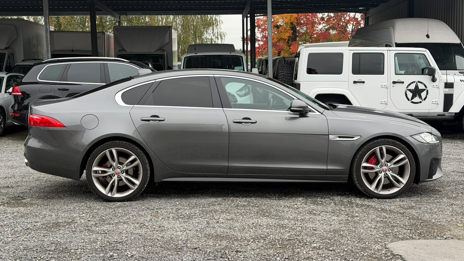 JAGUAR XF S Automatic-image-7