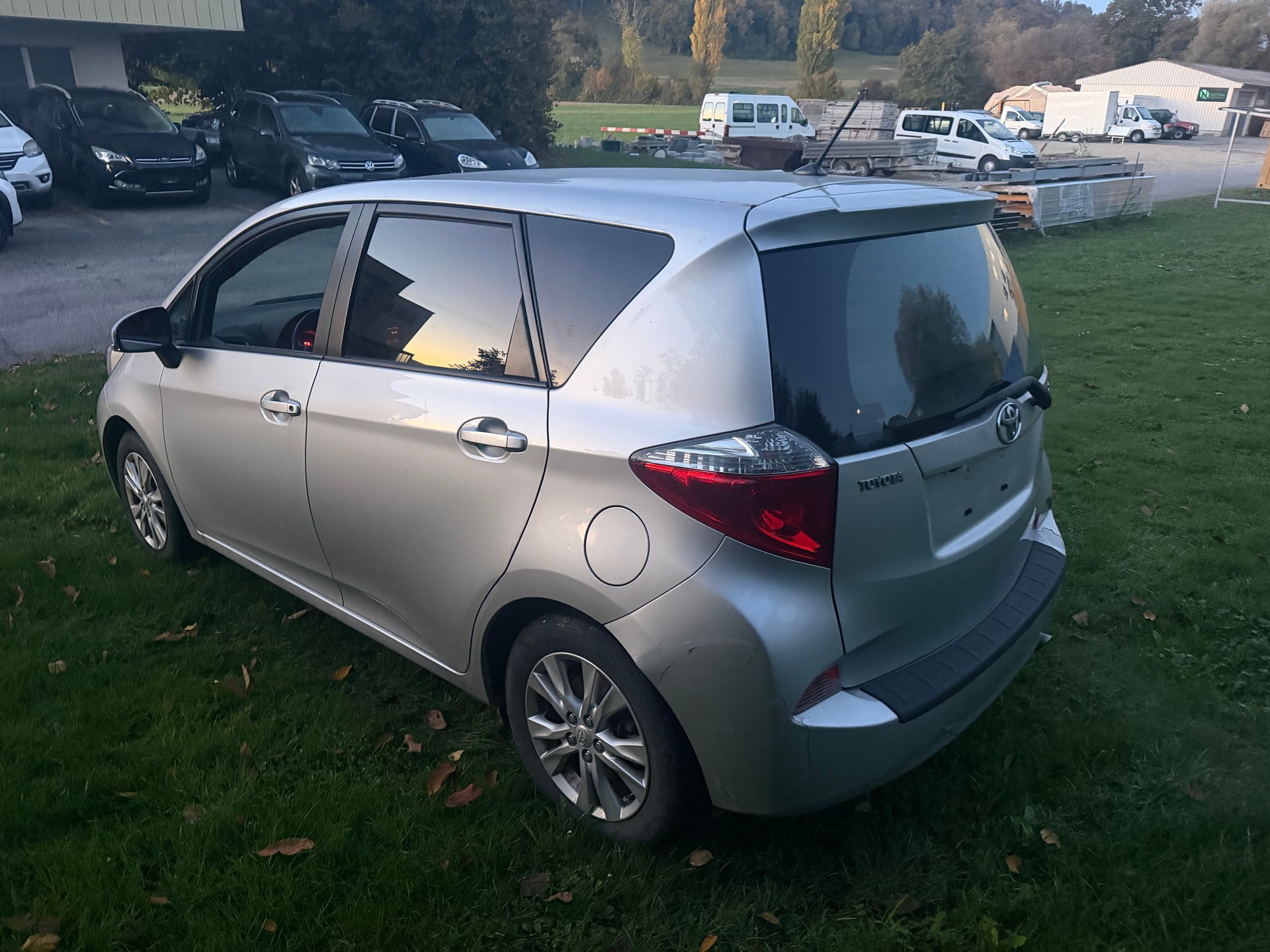 TOYOTA Verso-S 1.33 Linea Luna-image-5