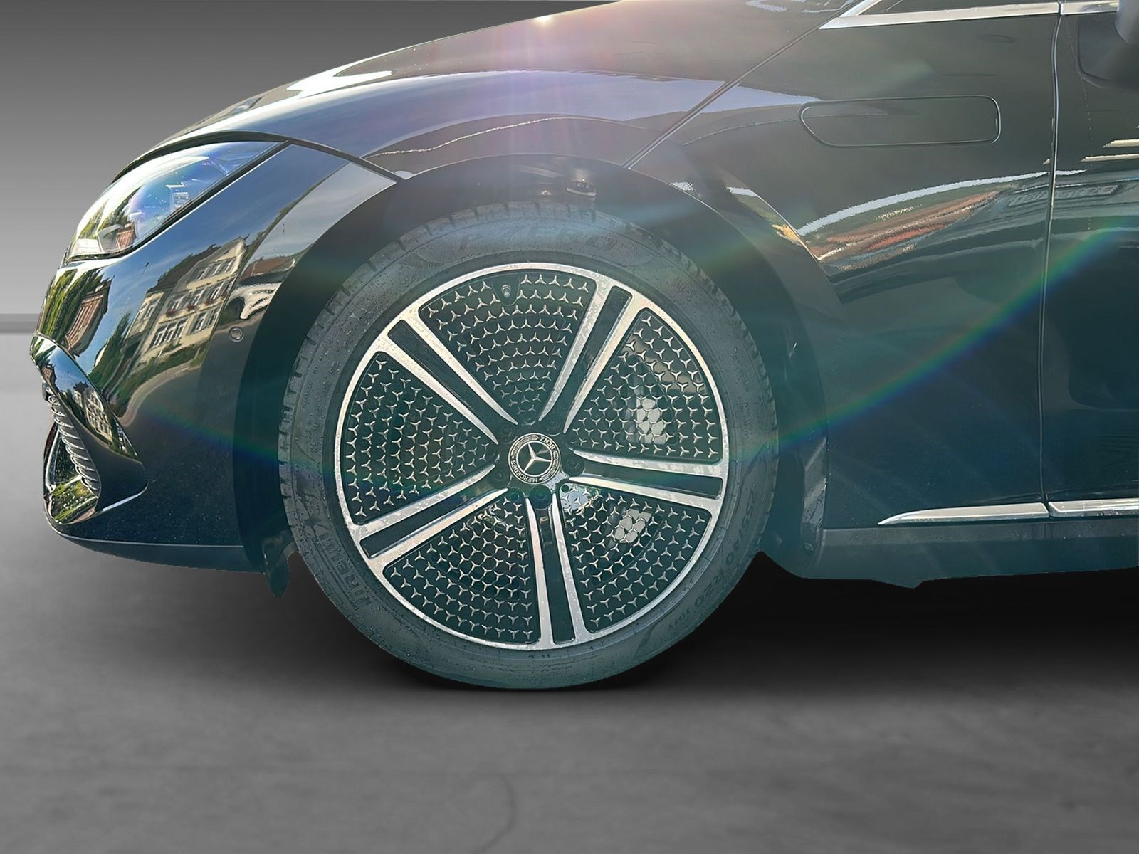 MERCEDES-BENZ EQE 350+-image-5