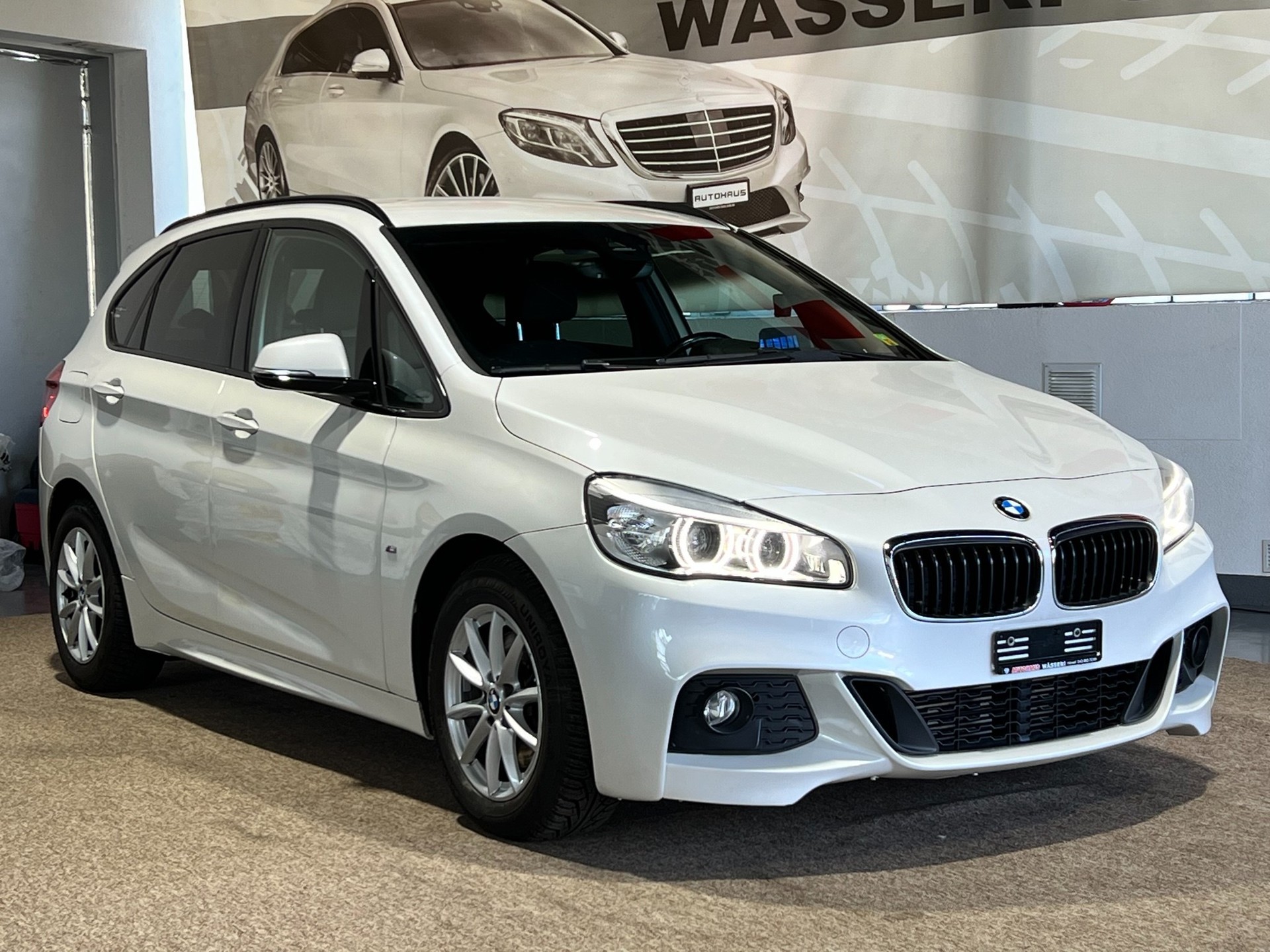 BMW 220d xDrive Active Tourer M Sport Steptronic-image-0
