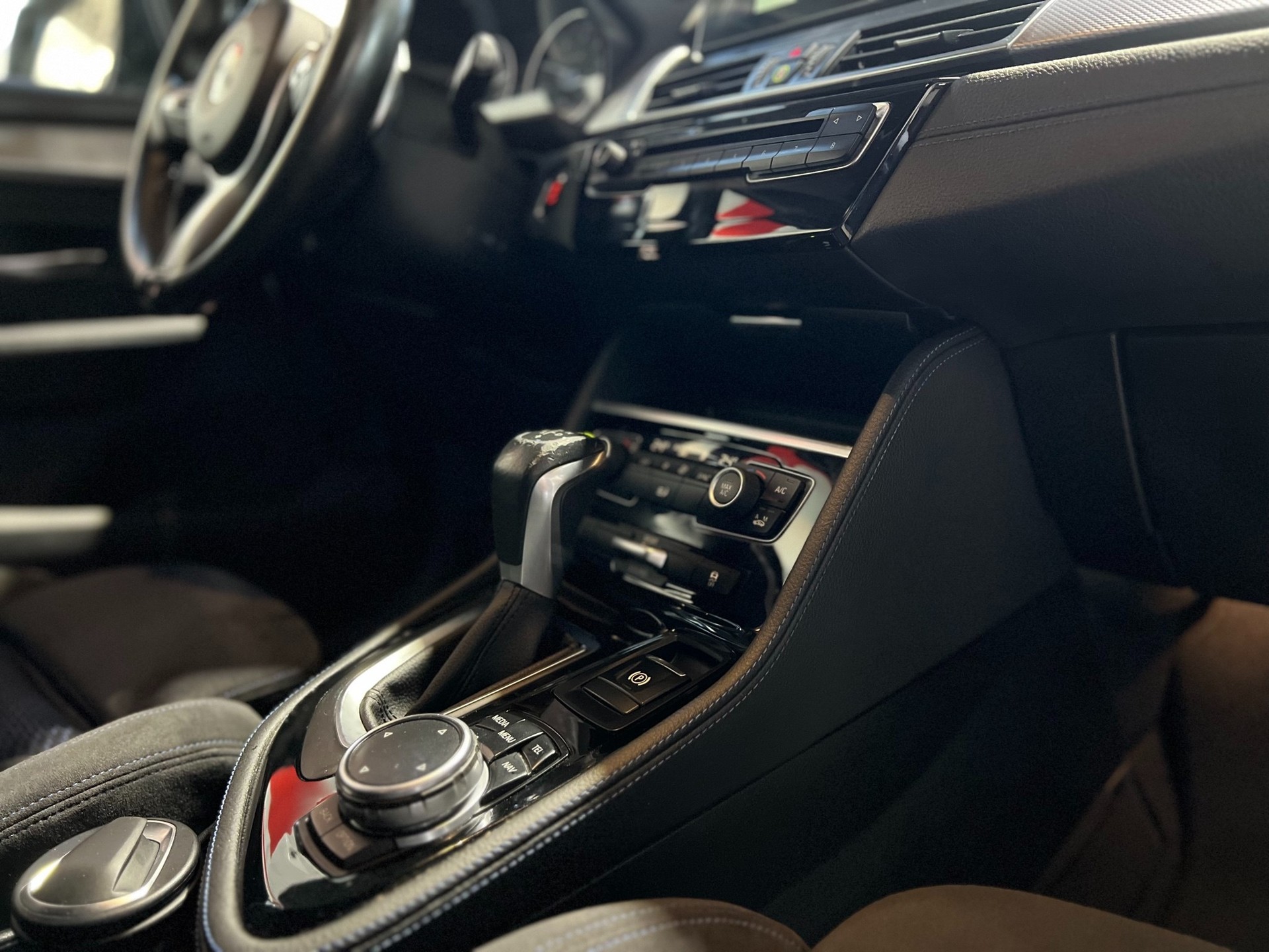 BMW 220d xDrive Active Tourer M Sport Steptronic-image-16