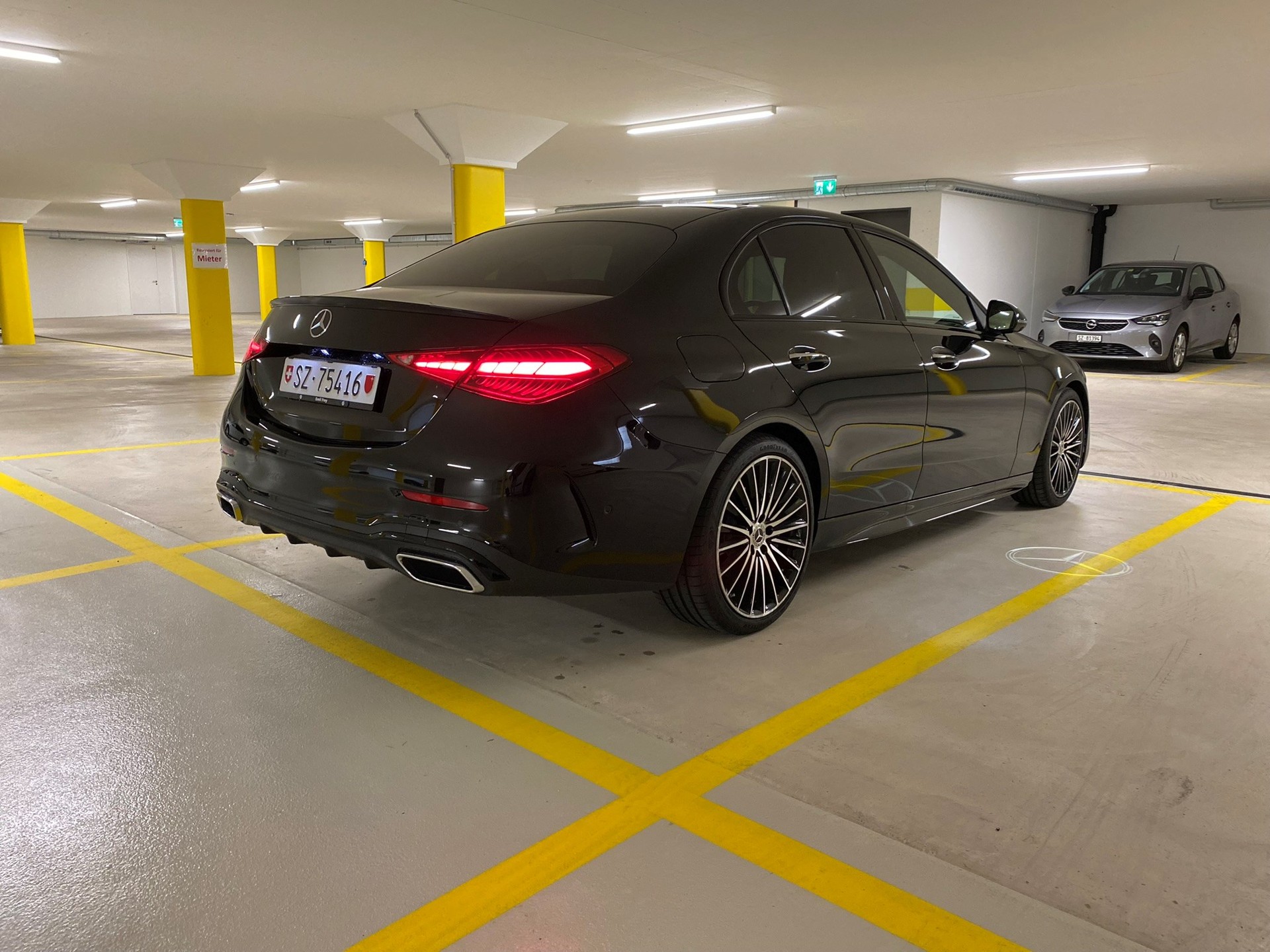 MERCEDES-BENZ C 220 d 4Matic Swiss Star-image-4