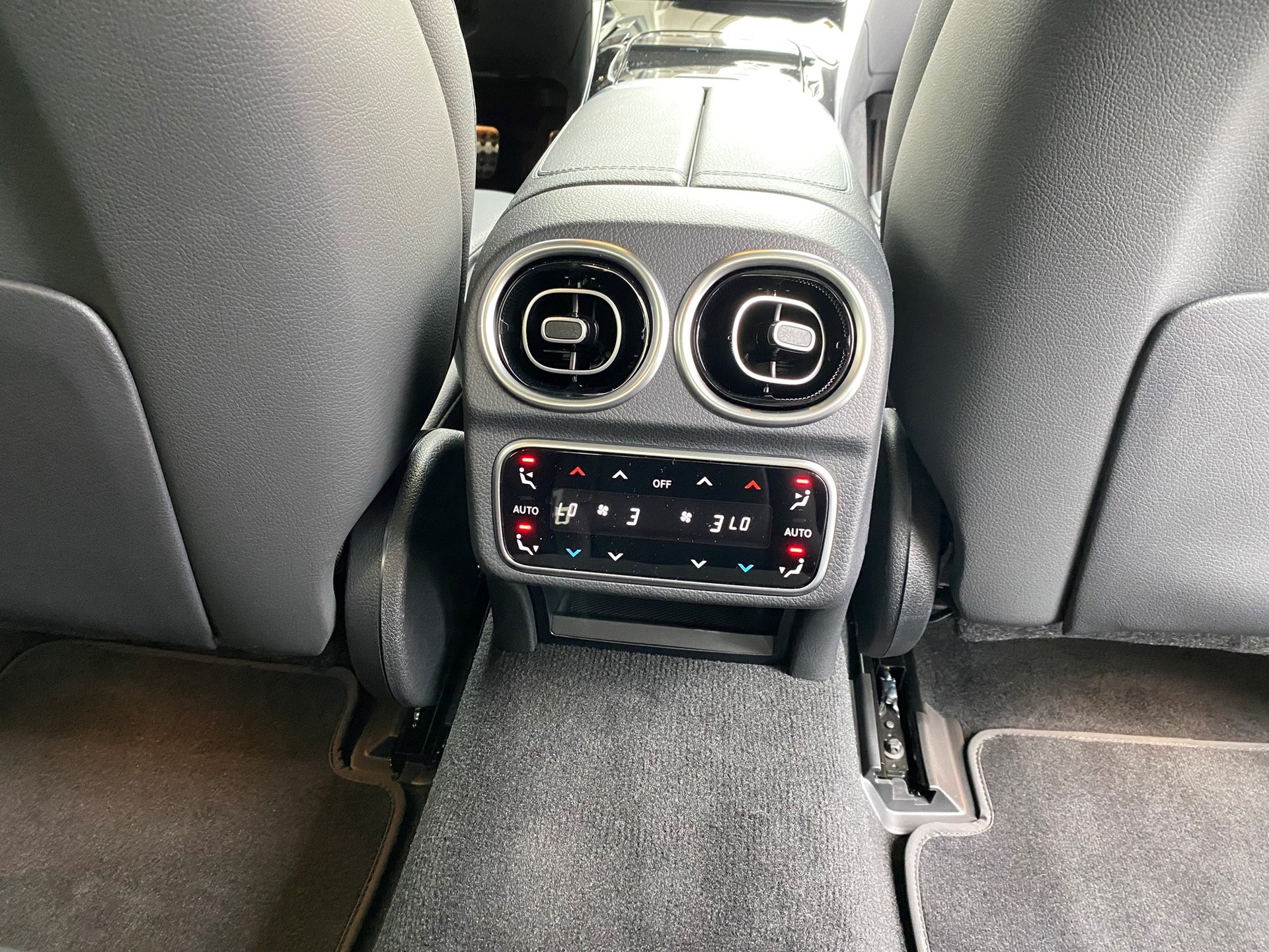 MERCEDES-BENZ C 220 d 4Matic Swiss Star-image-13