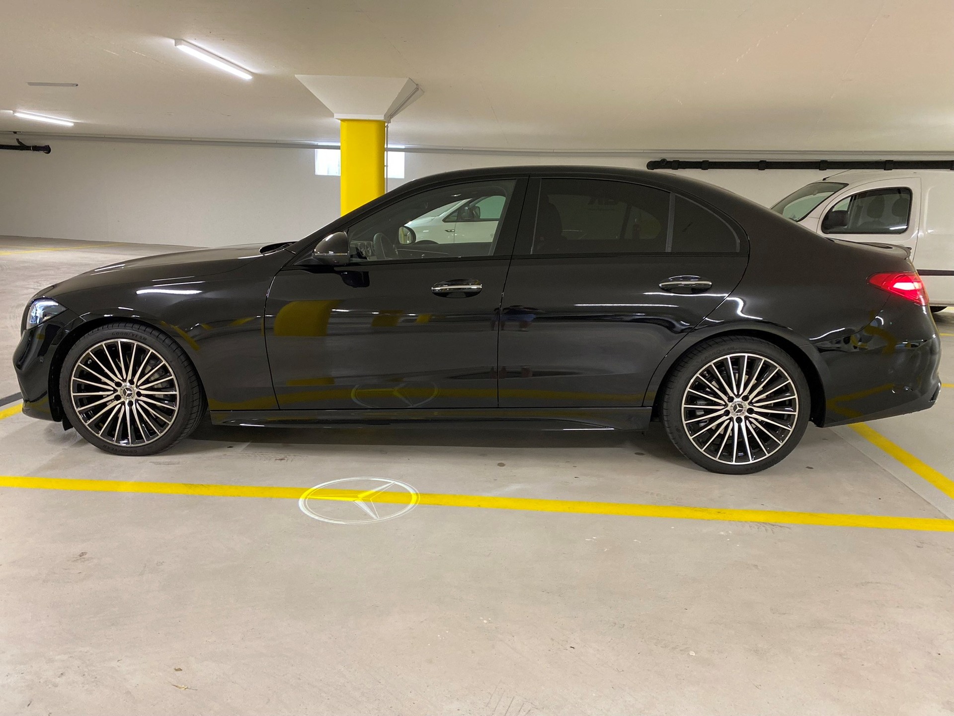 MERCEDES-BENZ C 220 d 4Matic Swiss Star-image-7