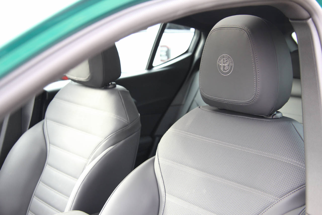 ALFA ROMEO Tonale 1.5 Veloce Pack Premium Sky-image-11