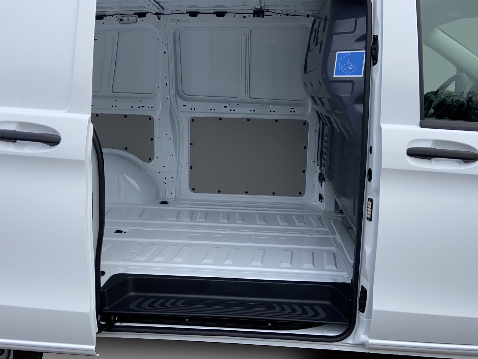 MERCEDES-BENZ Vito 114 CDI Pro-image-8