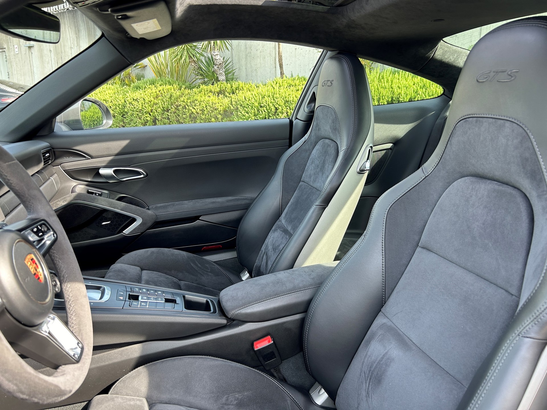 PORSCHE 911 Carrera 4 GTS PDK-image-6