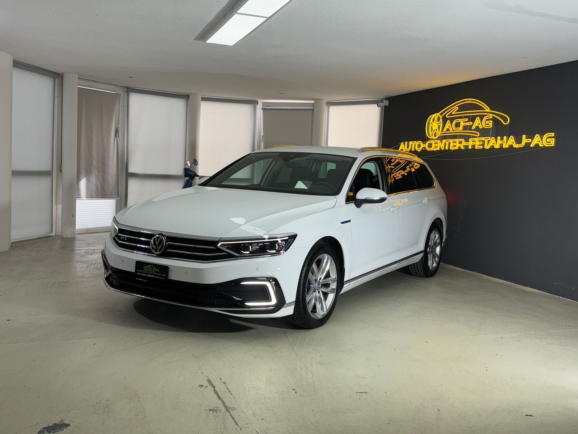 VW Passat Variant 1.4 TSI GTE Hybrid DSG-image-0