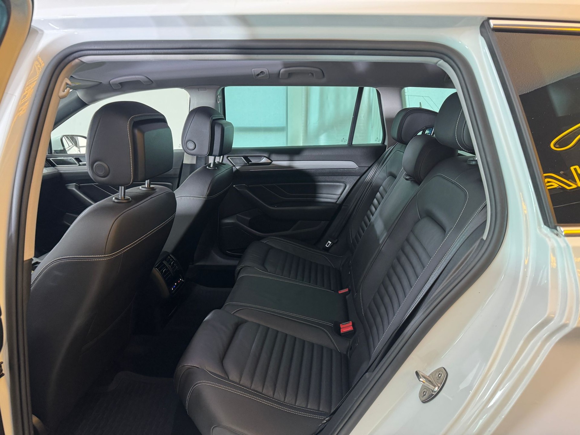 VW Passat Variant 1.4 TSI GTE Hybrid DSG-image-7