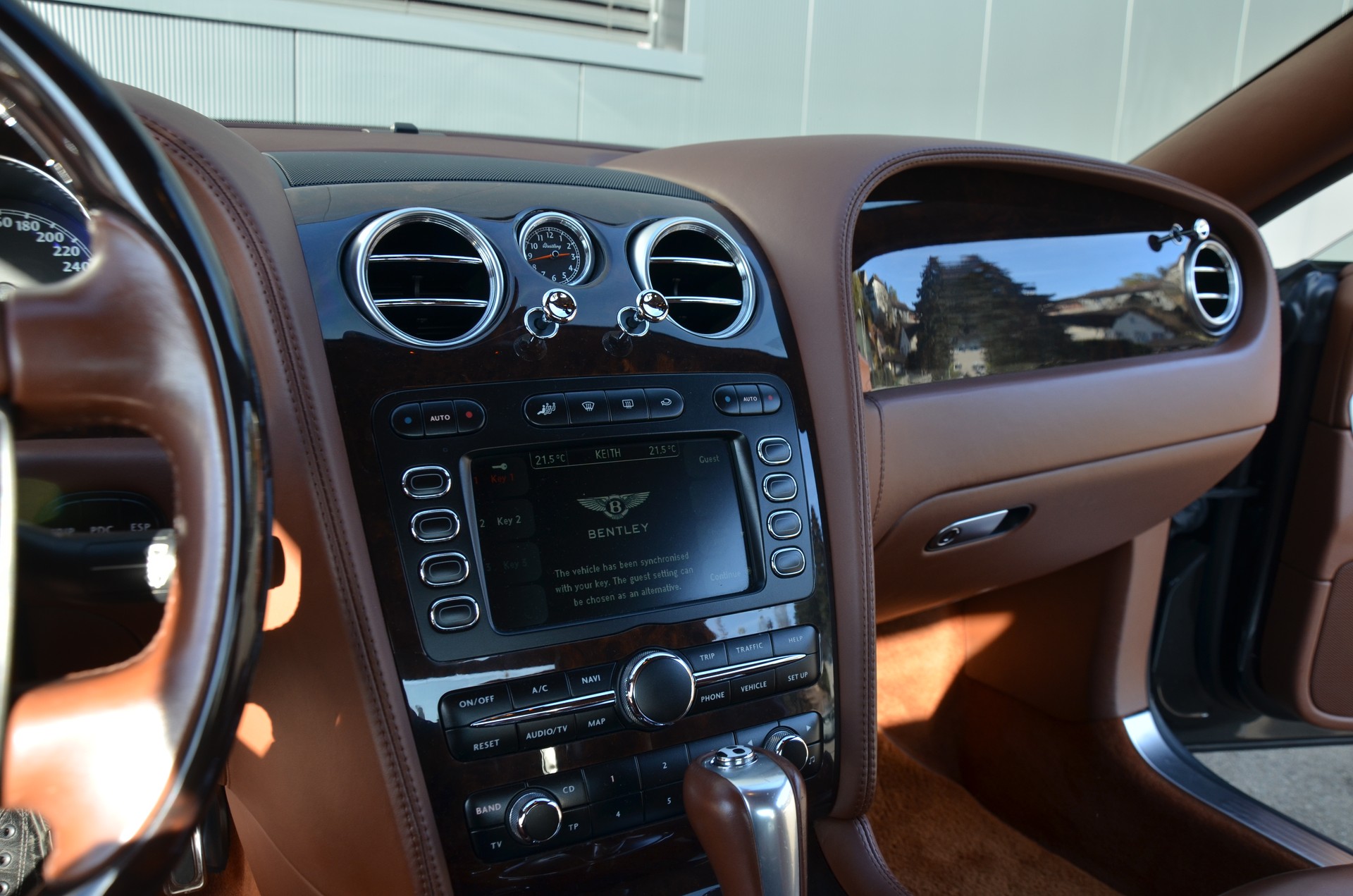 BENTLEY Continental GT 6.0-image-18