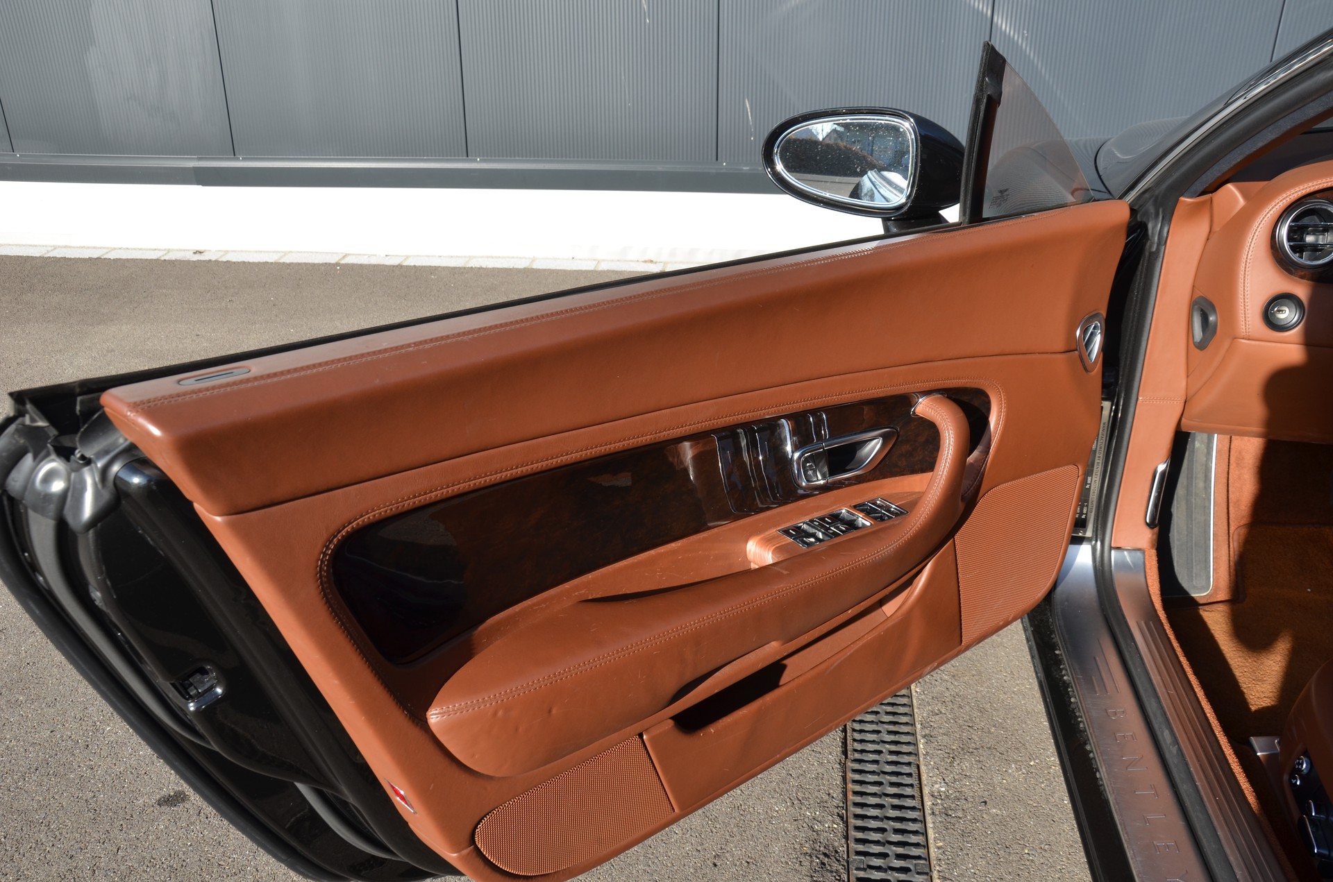BENTLEY Continental GT 6.0-image-15