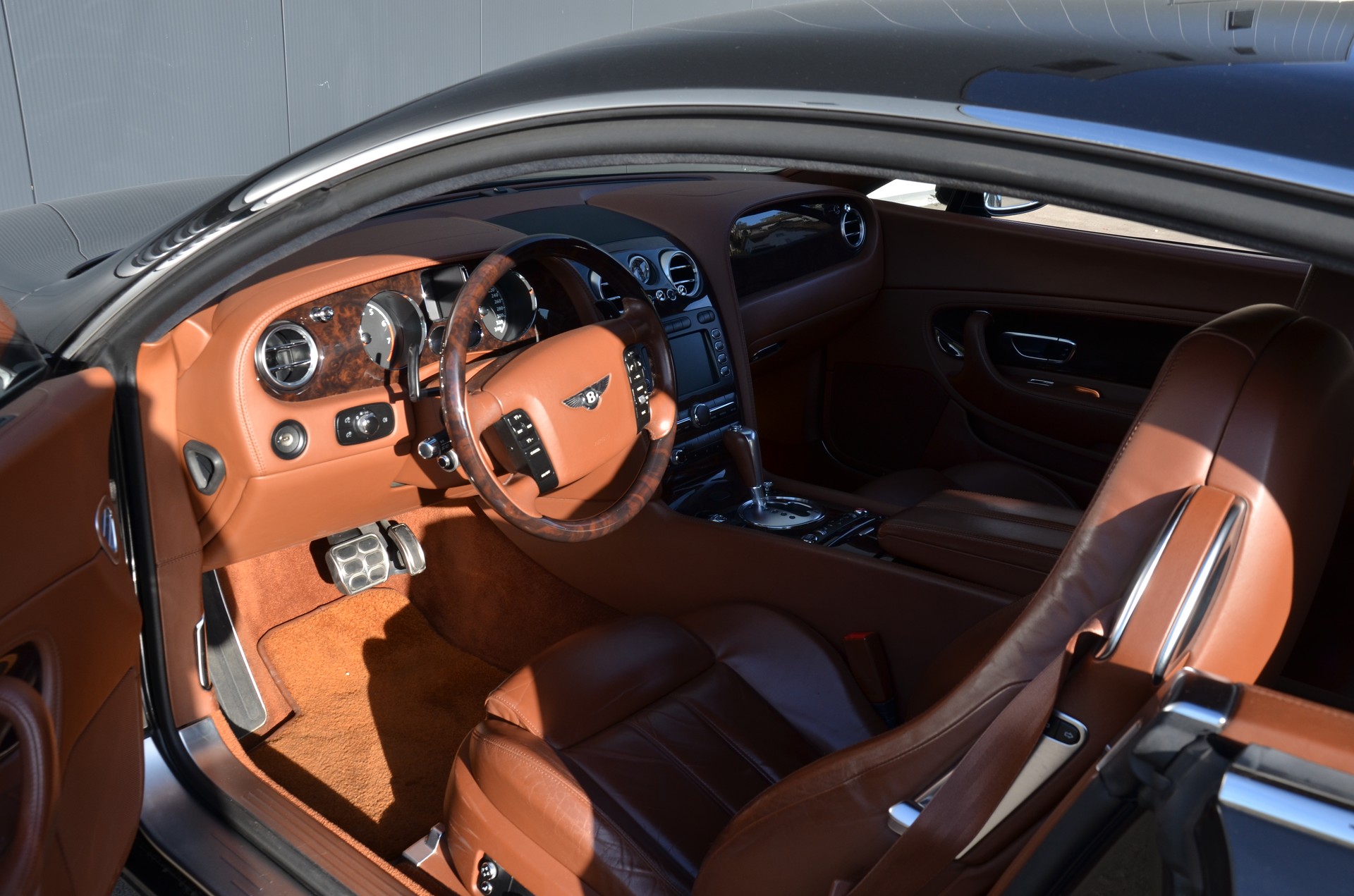 BENTLEY Continental GT 6.0-image-11
